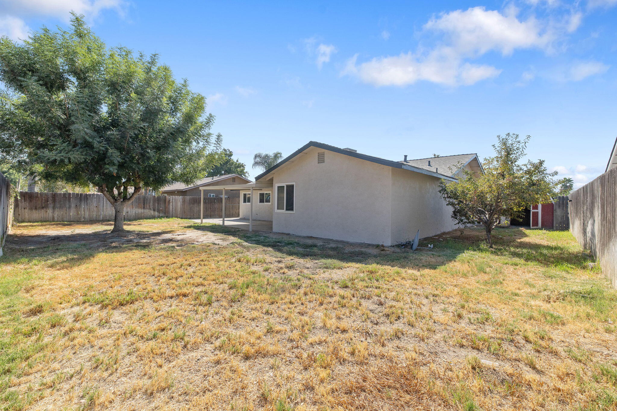874 Linda Lee Cir, Lemoore, CA 93245