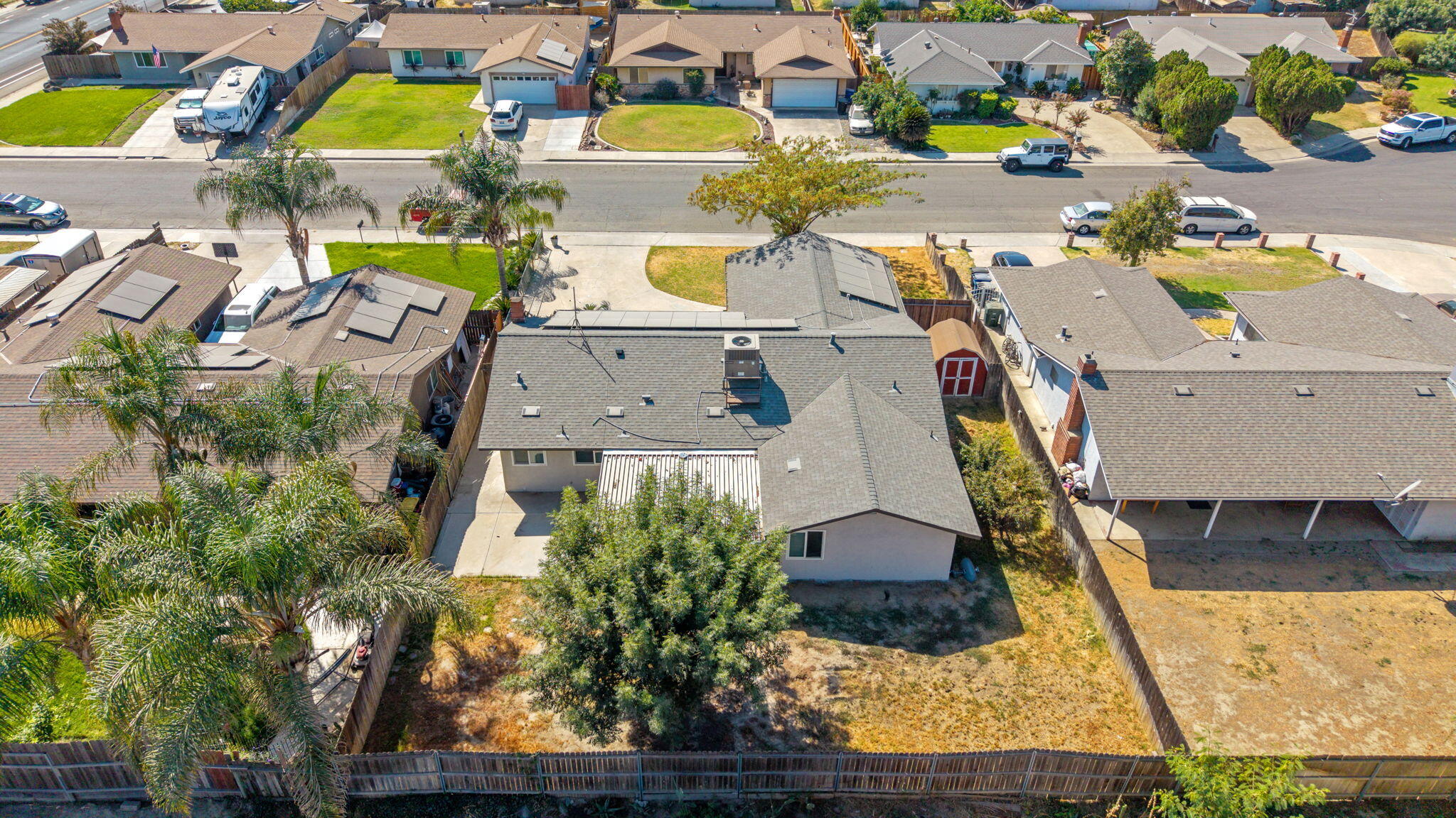 874 Linda Lee Cir, Lemoore, CA 93245