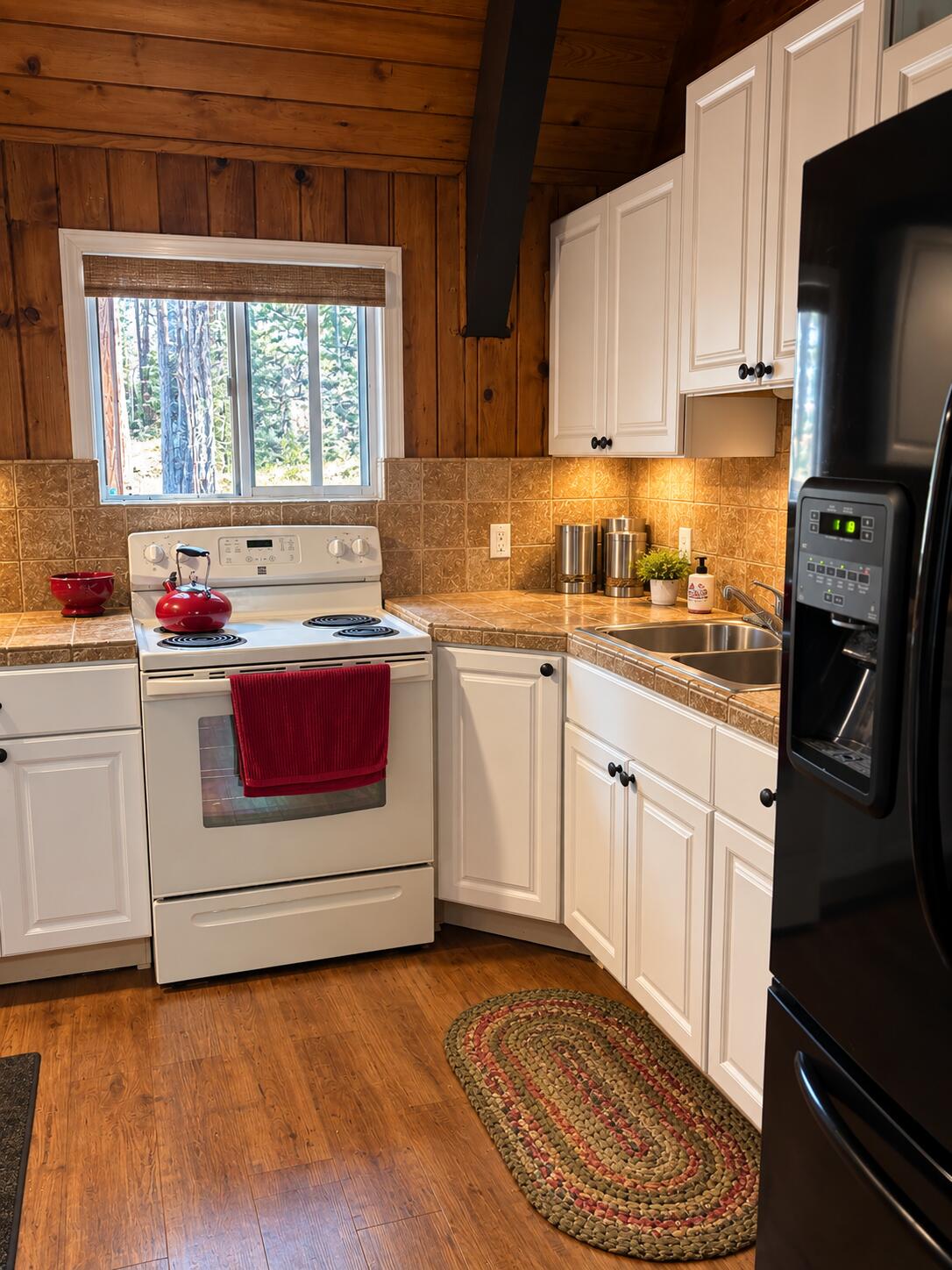 2079 John Gerney Dr, Springville, CA 93265
