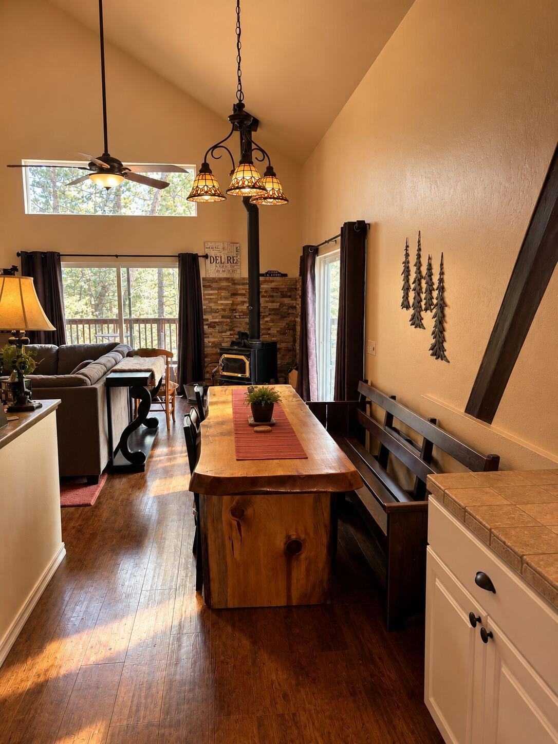 2079 John Gerney Dr, Springville, CA 93265