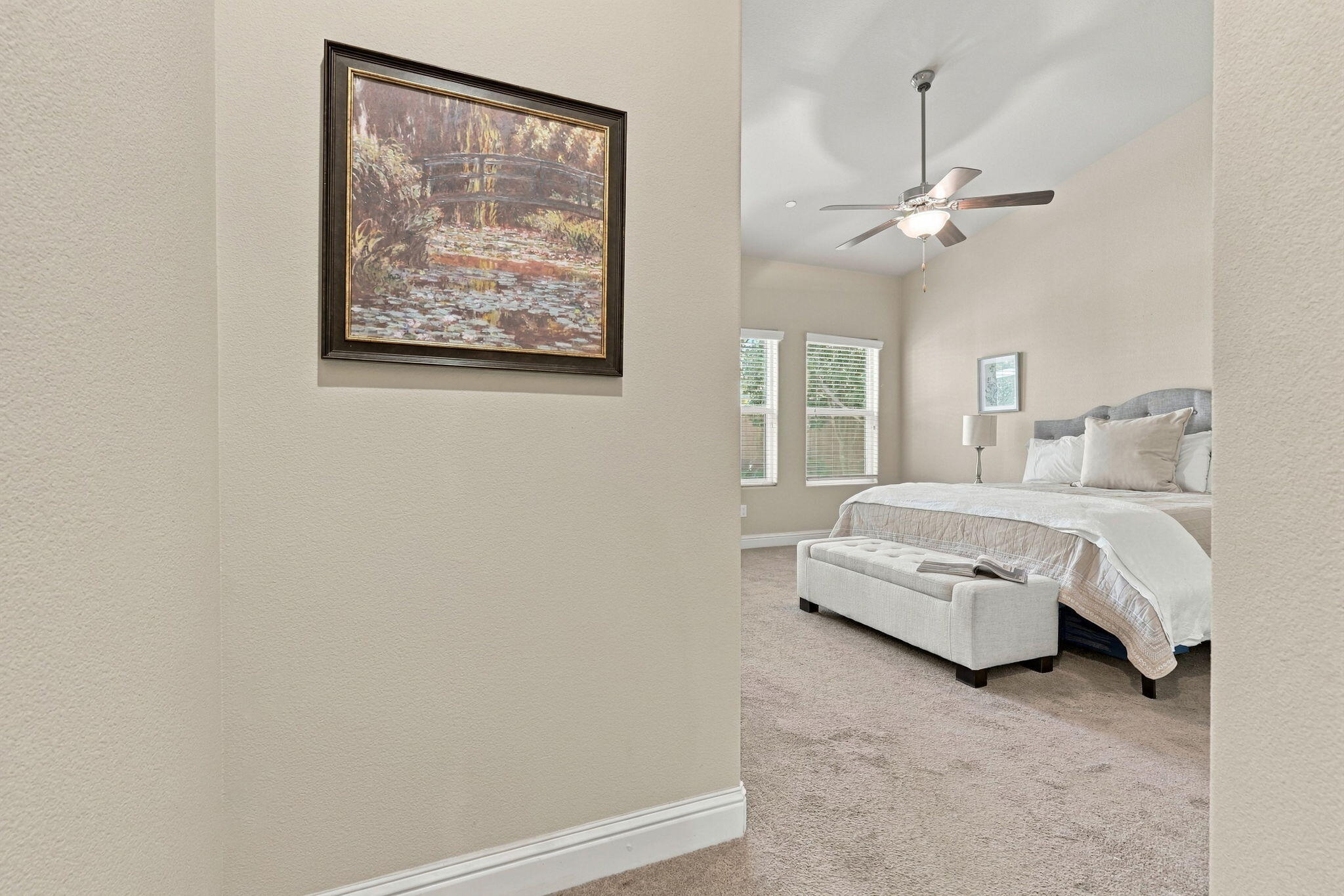 2548 N Chinowth St, Visalia, CA 93291