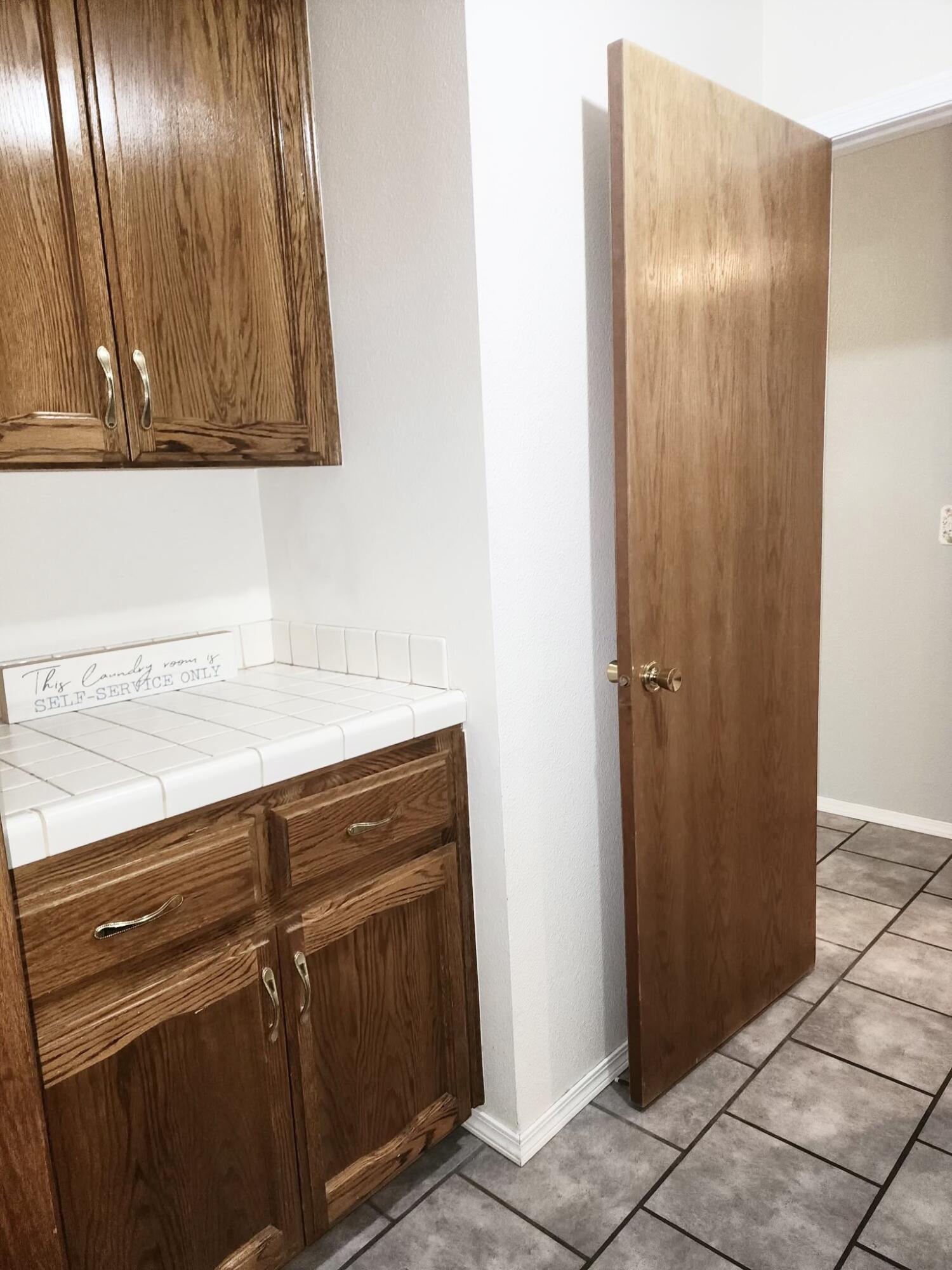 4235 W Mission Ct, Visalia, CA 93277