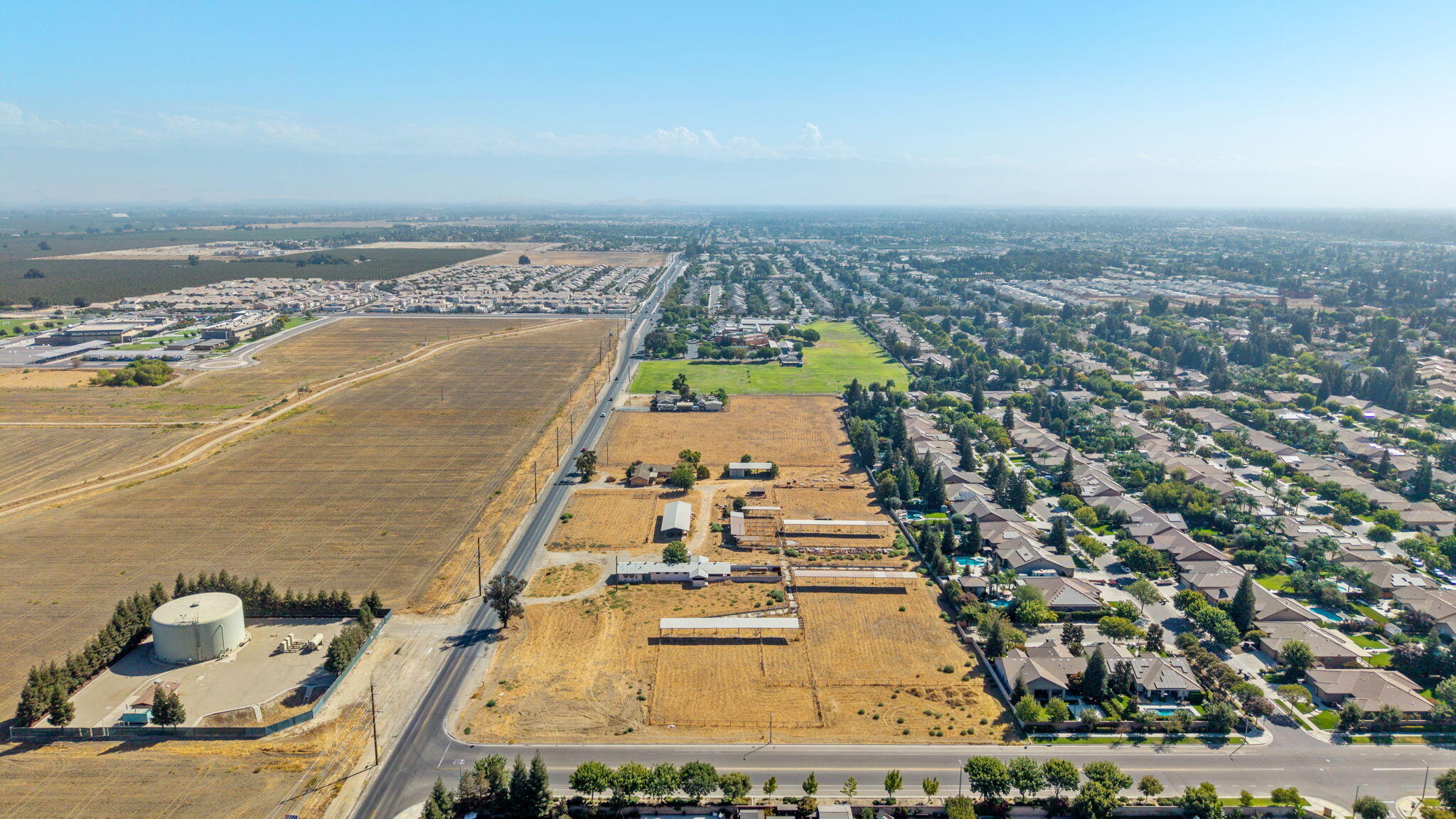 0 Se Corner Of Riggin And Roeben, Visalia, CA 93291