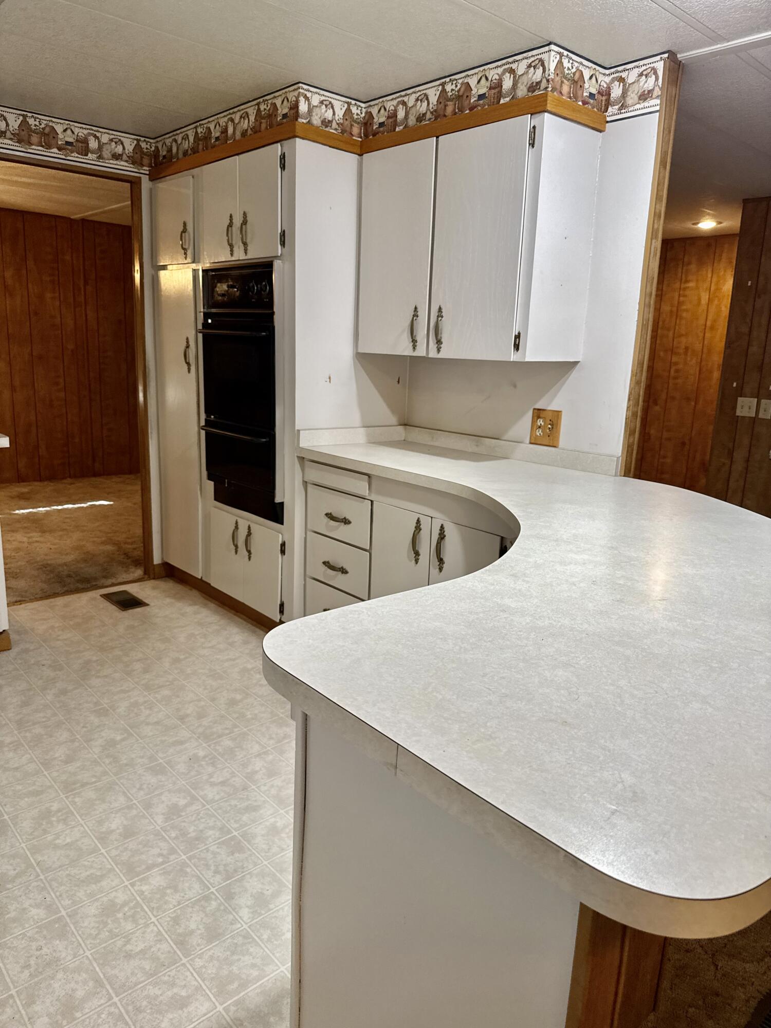 2627 W Midvalley Ave #127, Visalia, CA 93277