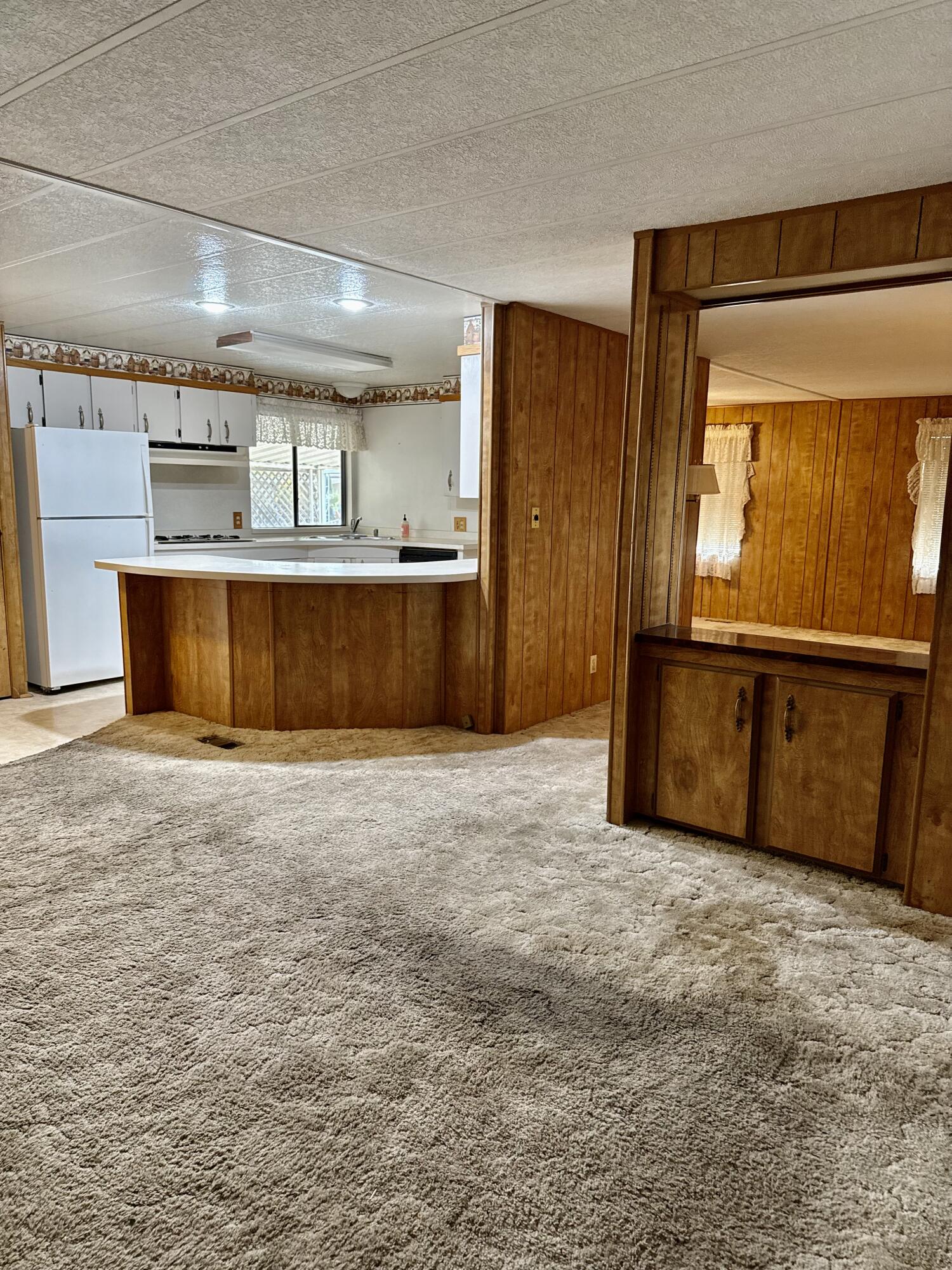 2627 W Midvalley Ave #127, Visalia, CA 93277