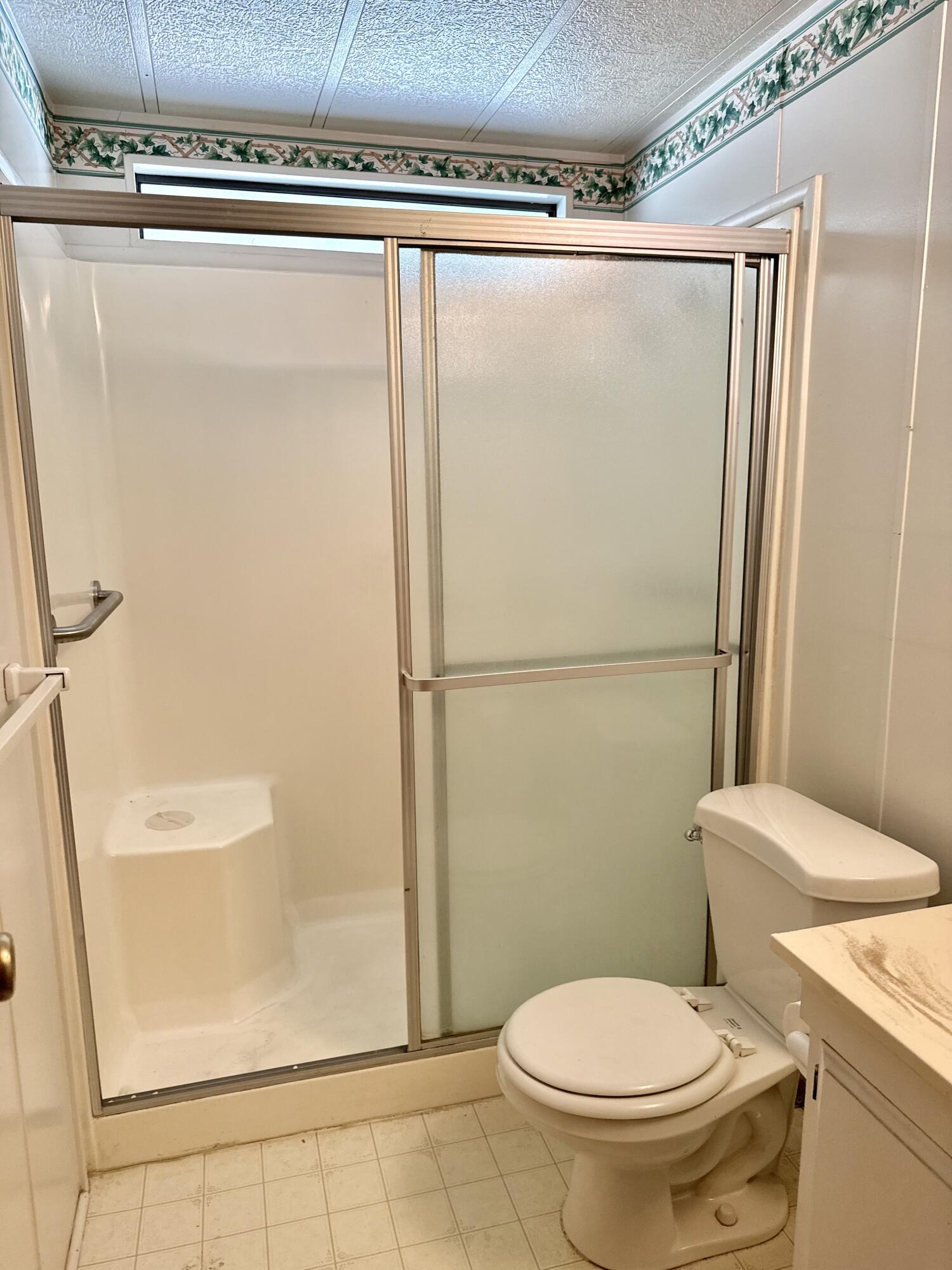 2627 W Midvalley Ave #127, Visalia, CA 93277
