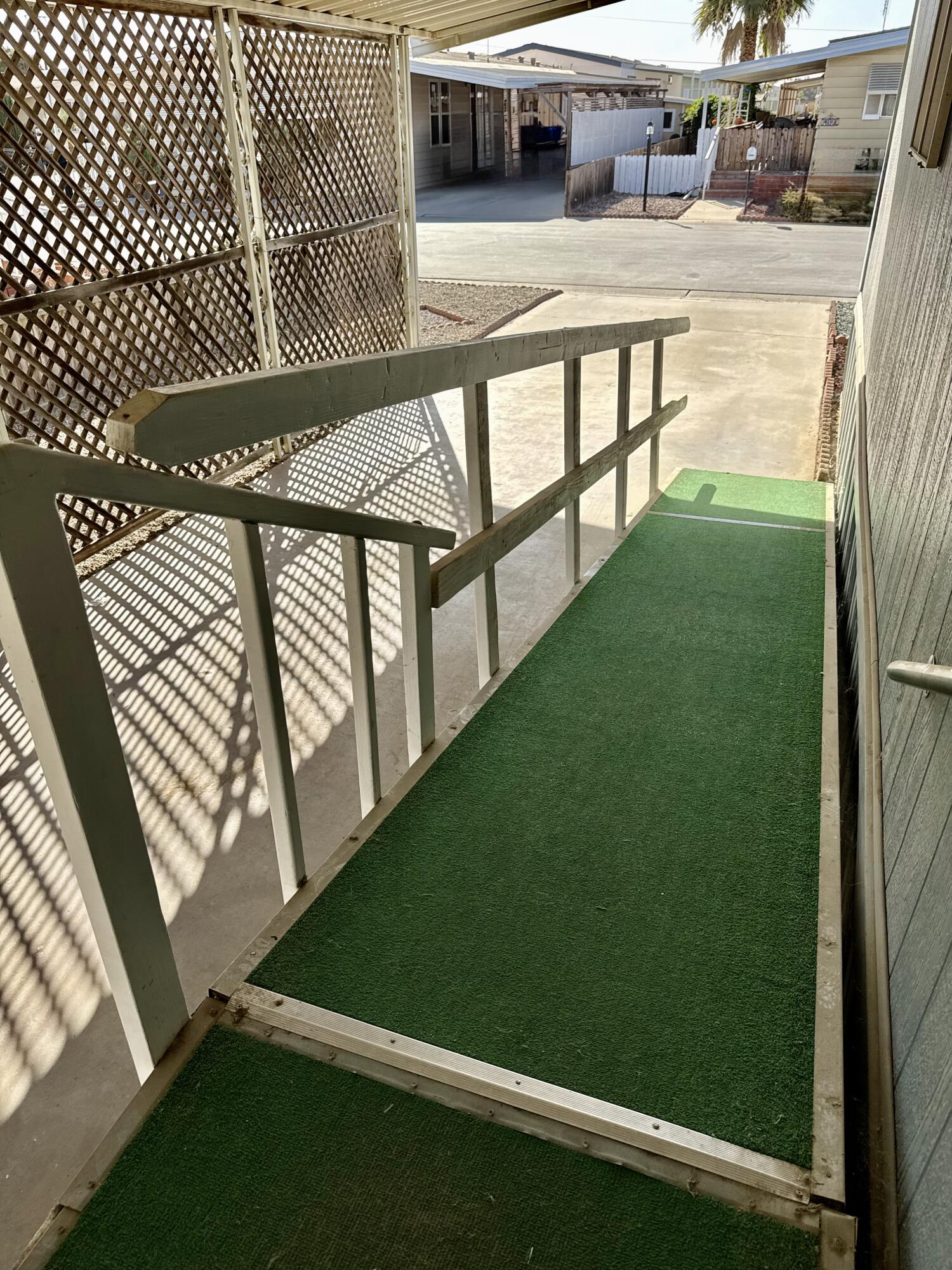 2627 W Midvalley Ave #127, Visalia, CA 93277