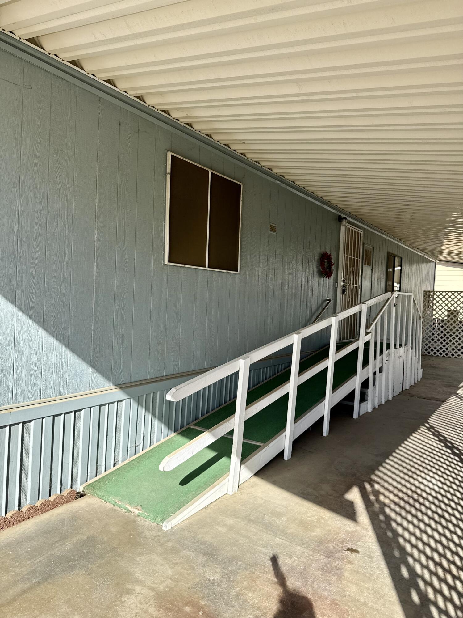 2627 W Midvalley Ave #127, Visalia, CA 93277