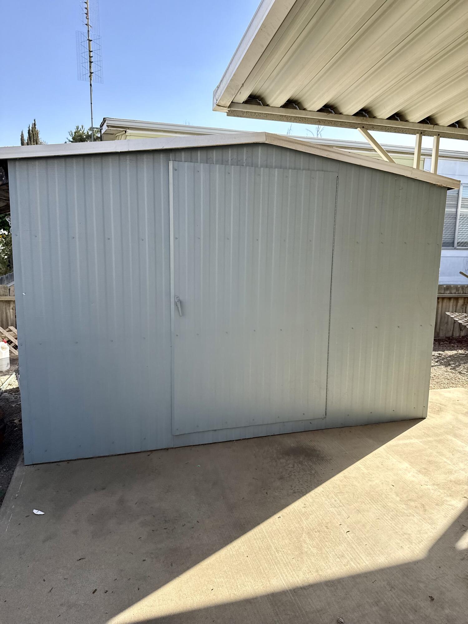 2627 W Midvalley Ave #127, Visalia, CA 93277