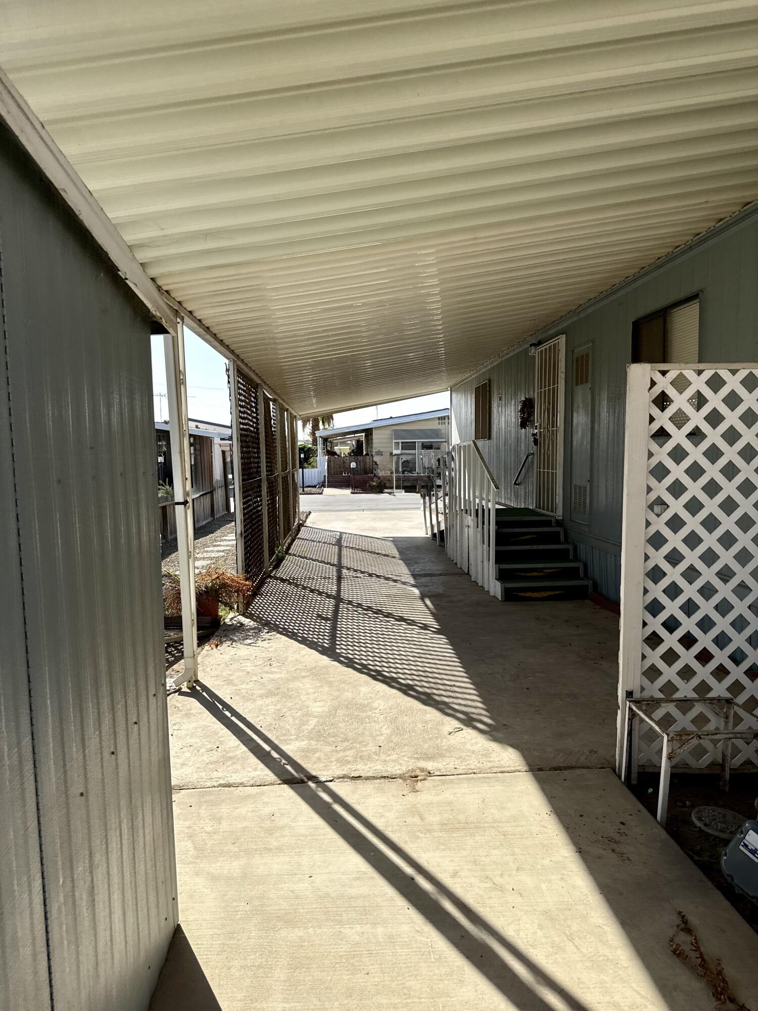2627 W Midvalley Ave #127, Visalia, CA 93277
