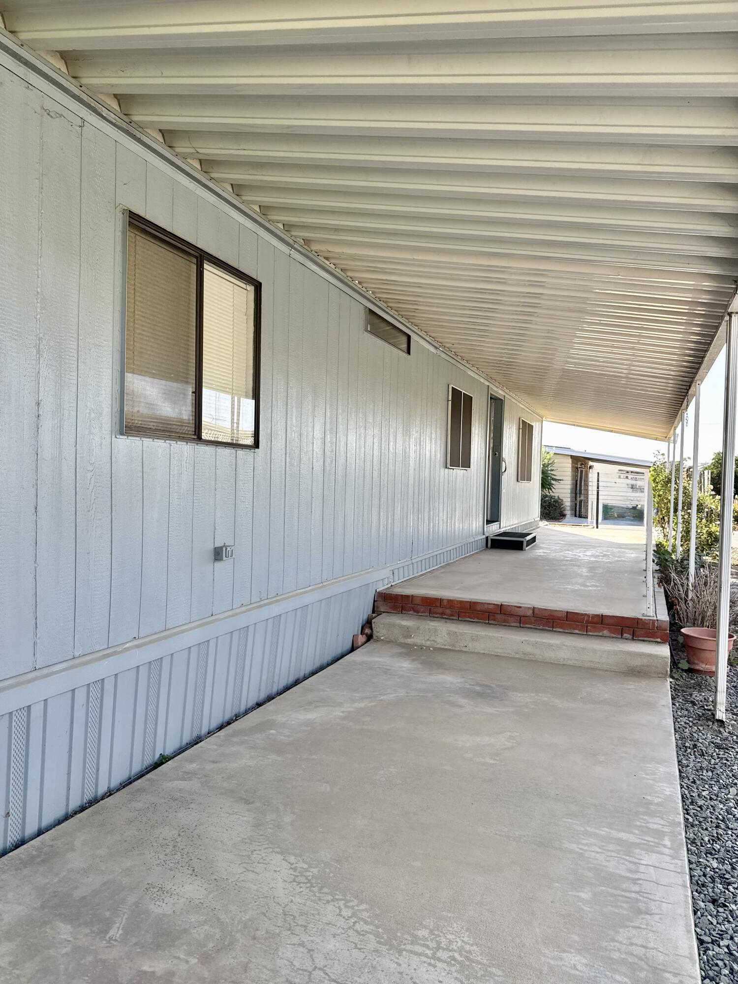 2627 W Midvalley Ave #127, Visalia, CA 93277