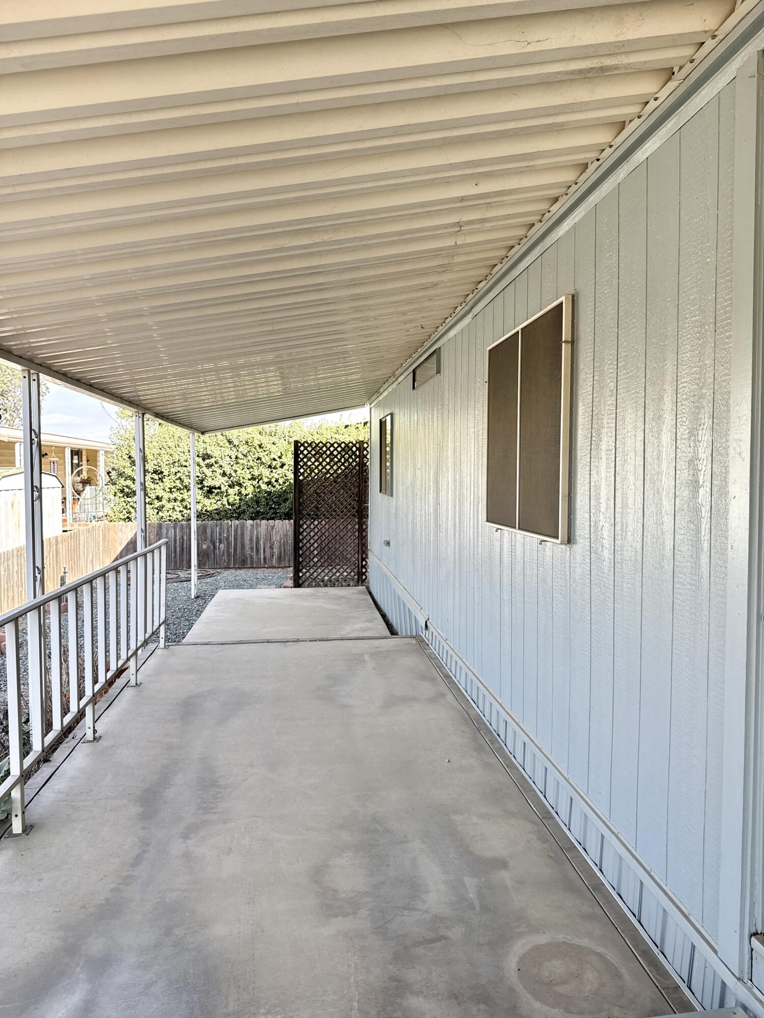2627 W Midvalley Ave #127, Visalia, CA 93277