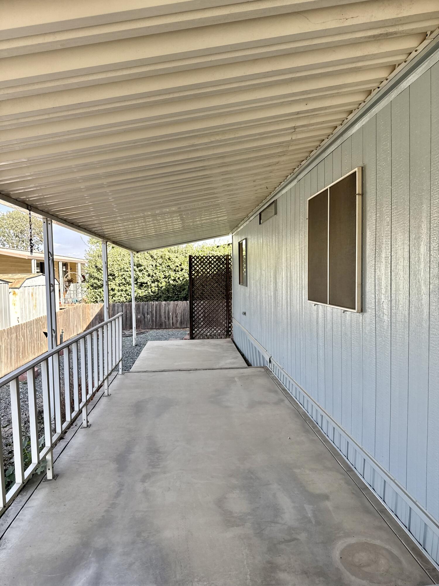2627 W Midvalley Ave #127, Visalia, CA 93277