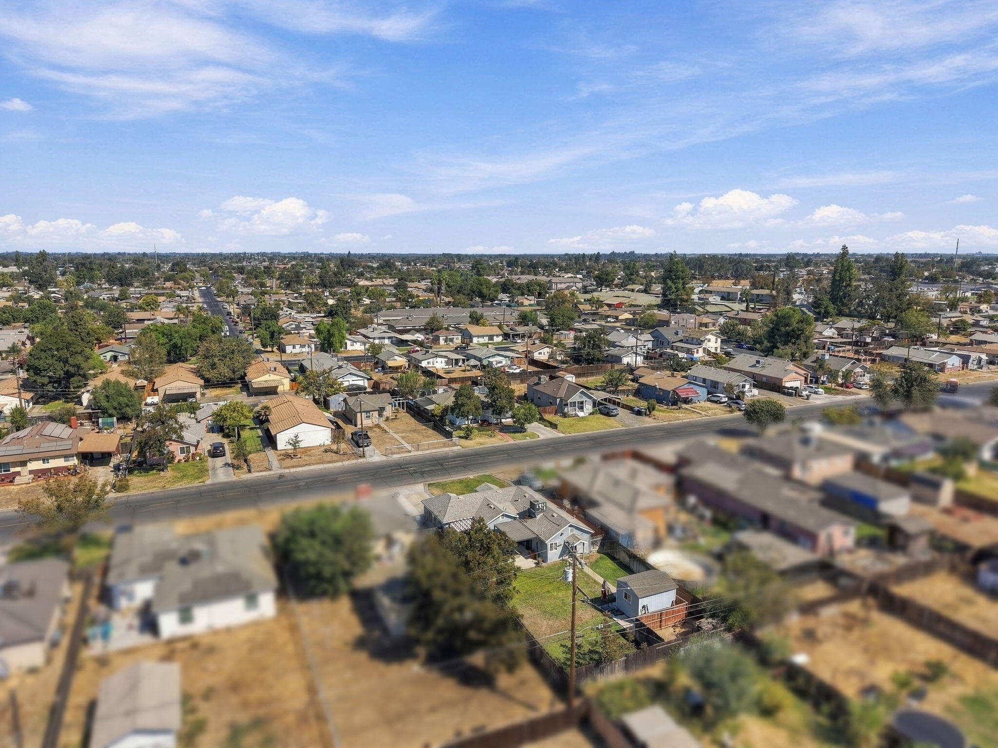 403 E Elm St, Hanford, CA 93230