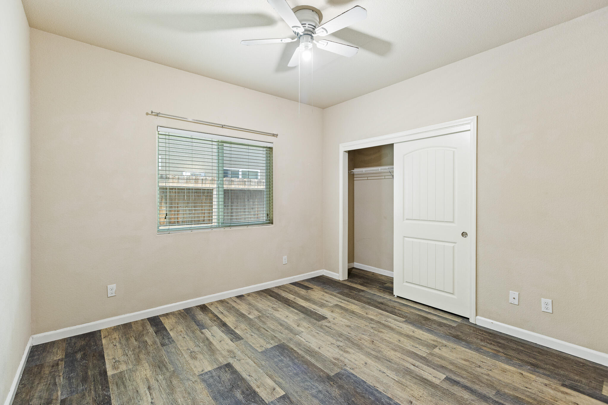 4039 W Buena Vista Ave, Visalia, CA 93291