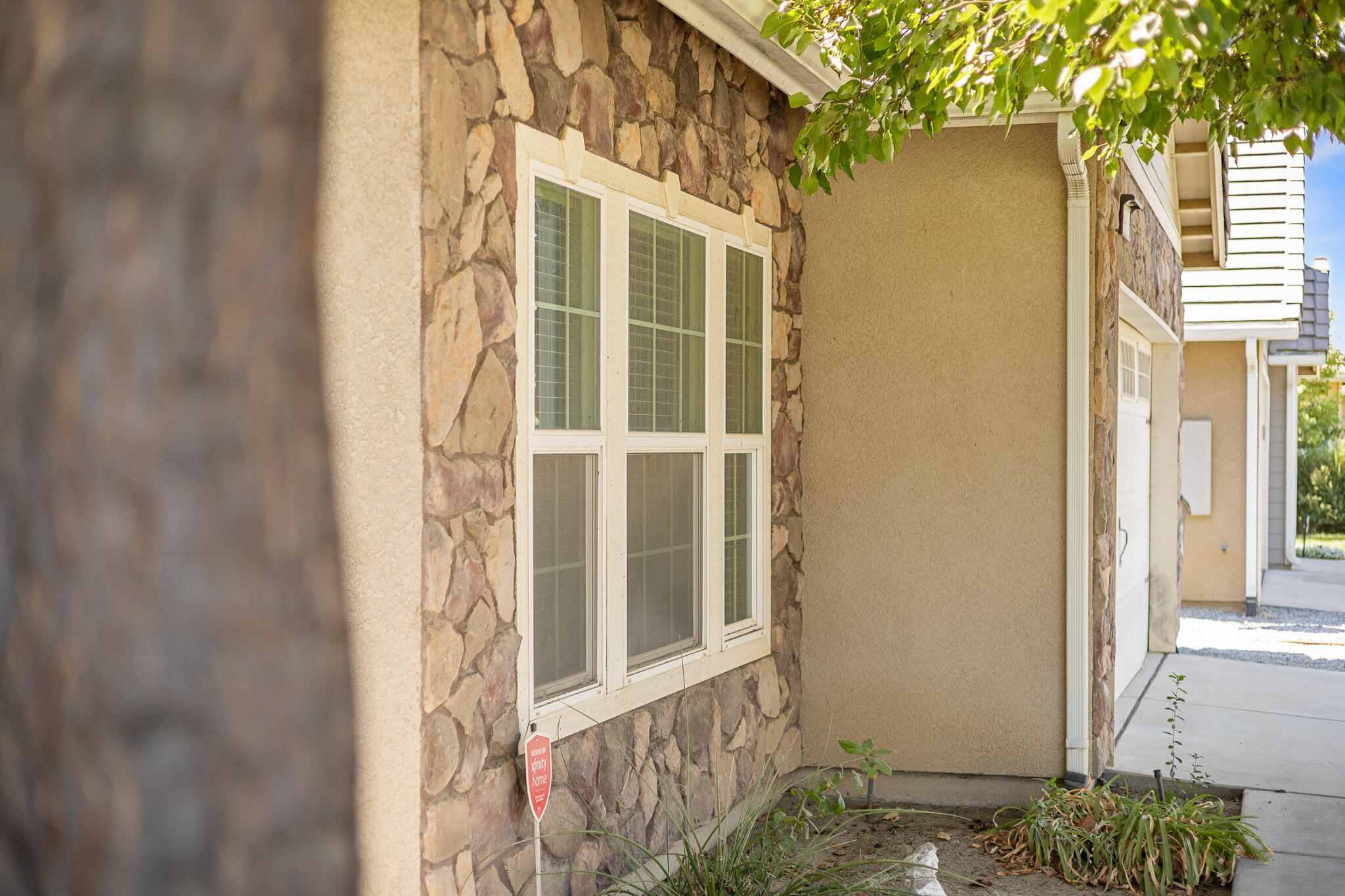 4039 W Buena Vista Ave, Visalia, CA 93291
