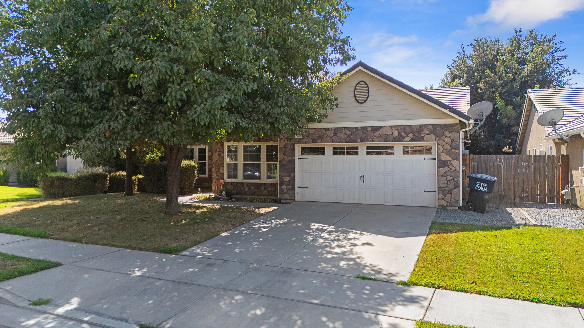 4039 W Buena Vista Ave, Visalia, CA 93291