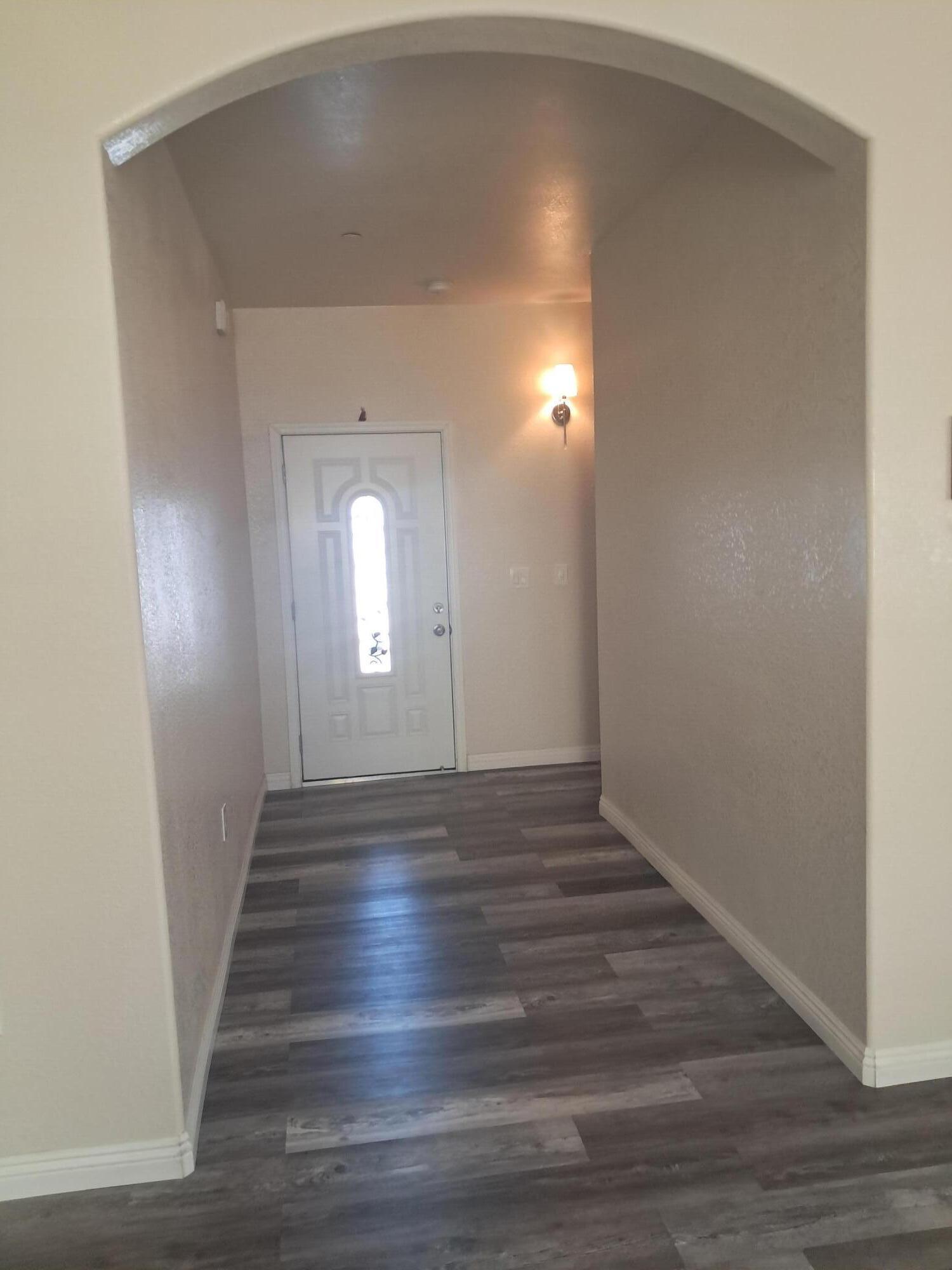 721 W Sonora Ave, Tulare, CA 93274