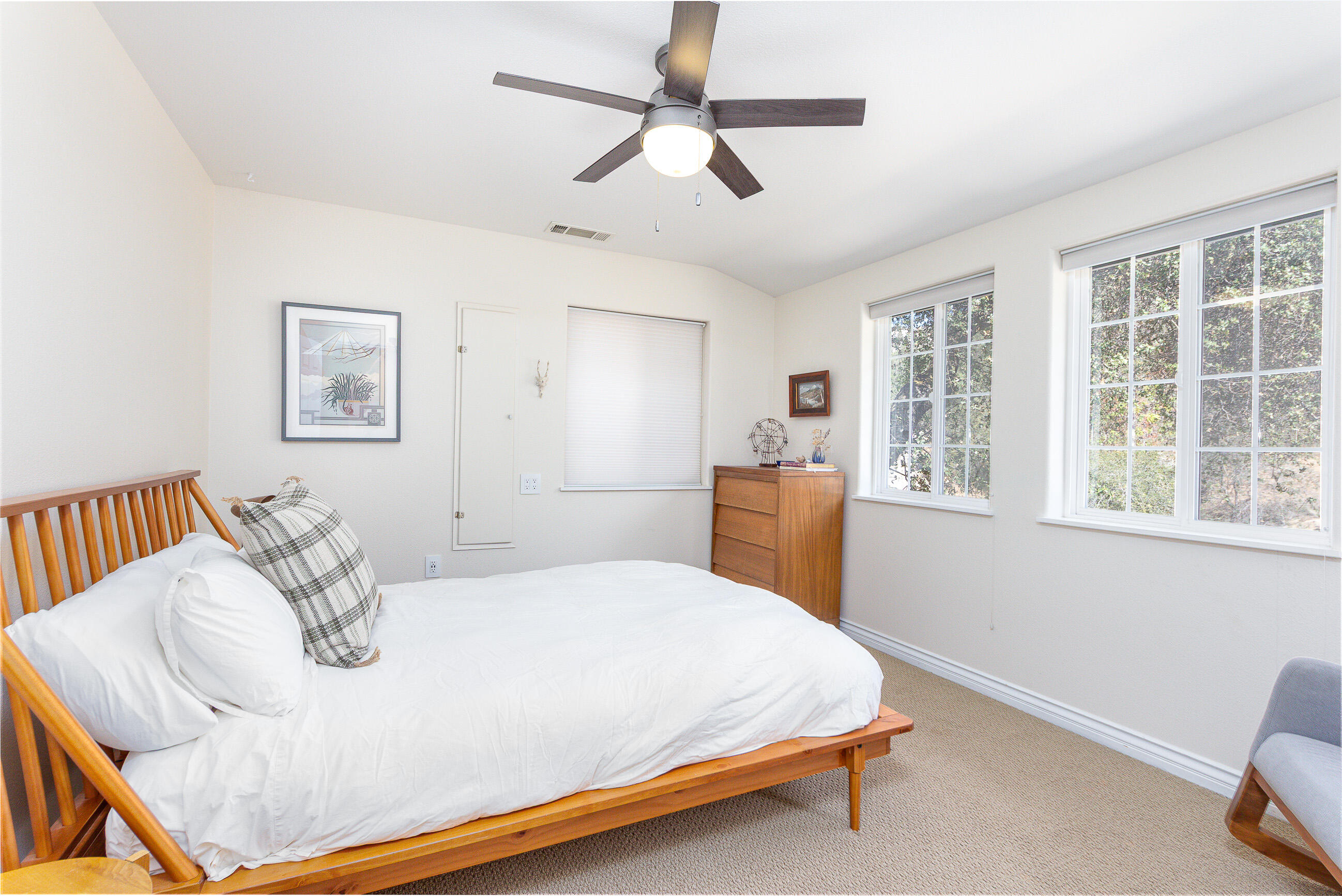 44268 Kaweah River Dr, Three Rivers, CA 93271