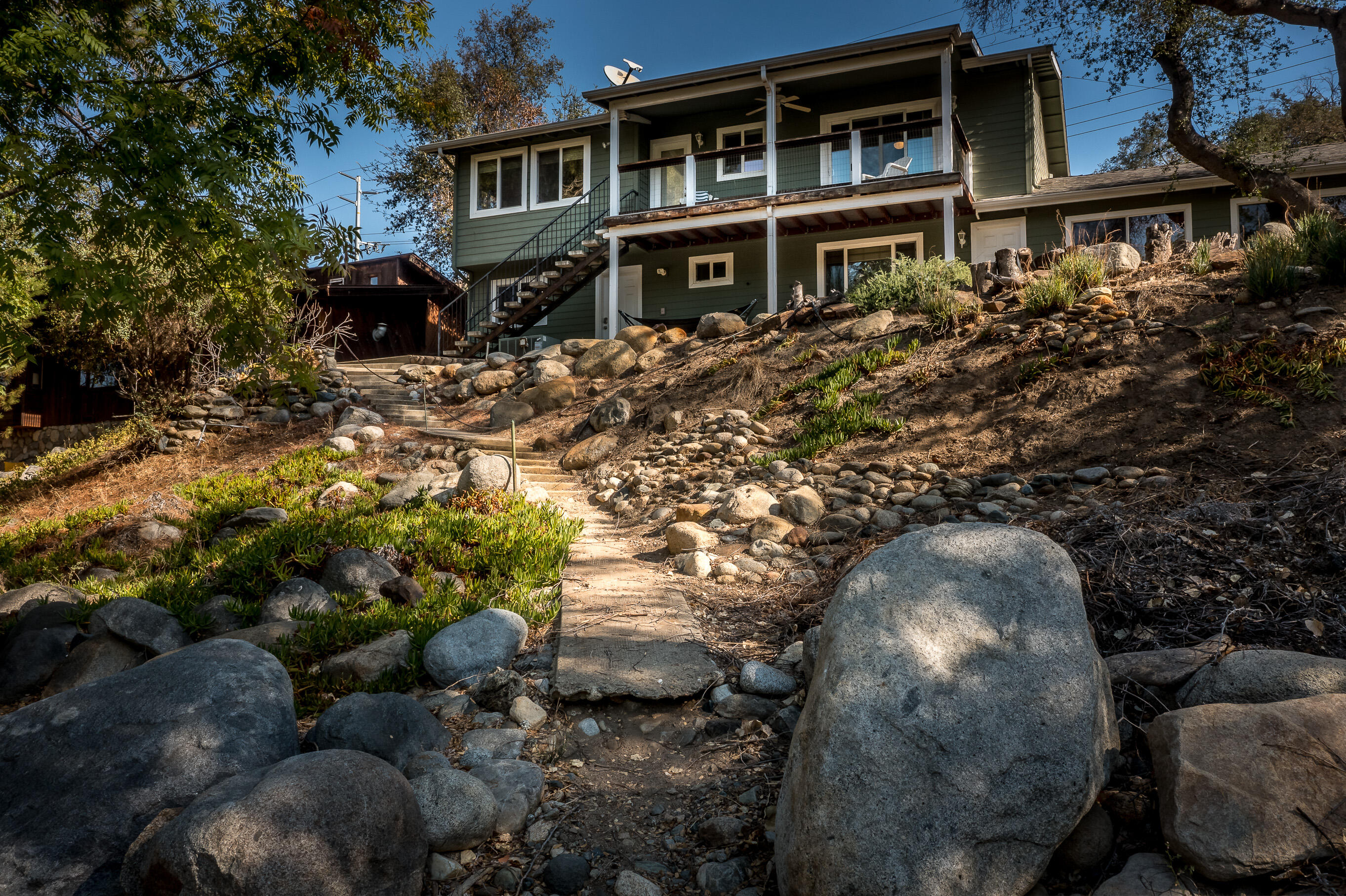 44268 Kaweah River Dr, Three Rivers, CA 93271