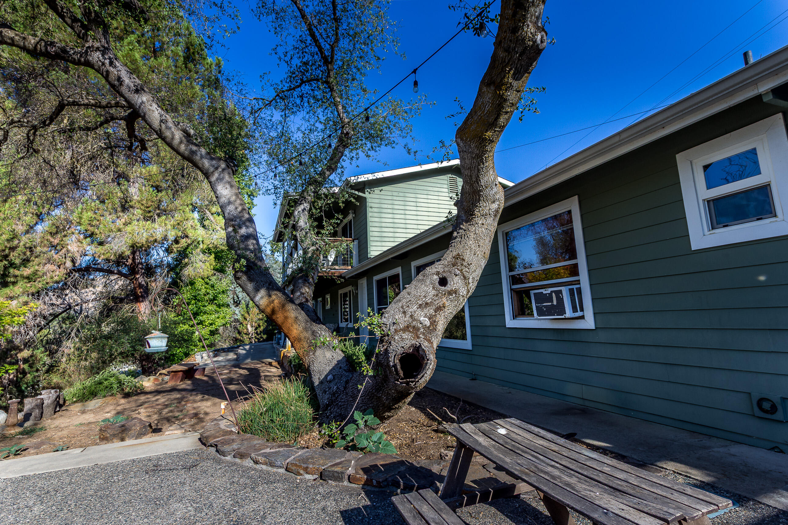 44268 Kaweah River Dr, Three Rivers, CA 93271