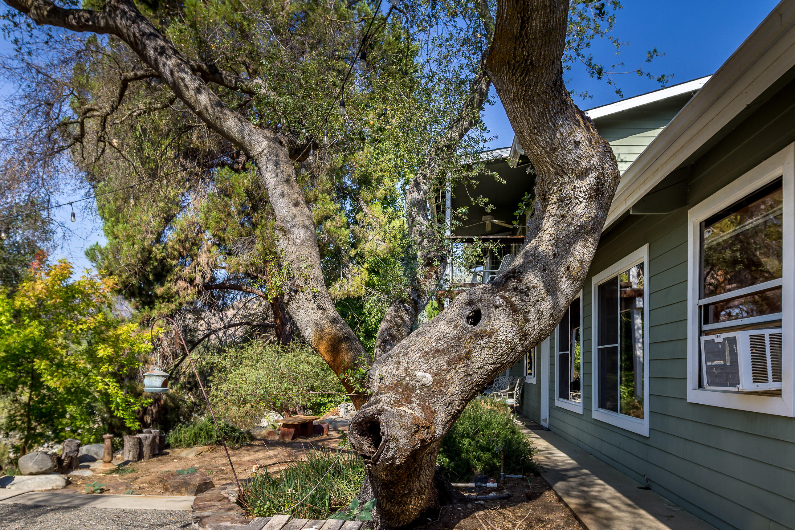 44268 Kaweah River Dr, Three Rivers, CA 93271