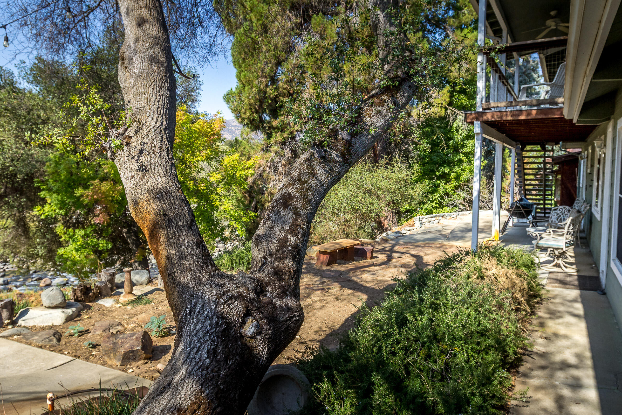 44268 Kaweah River Dr, Three Rivers, CA 93271