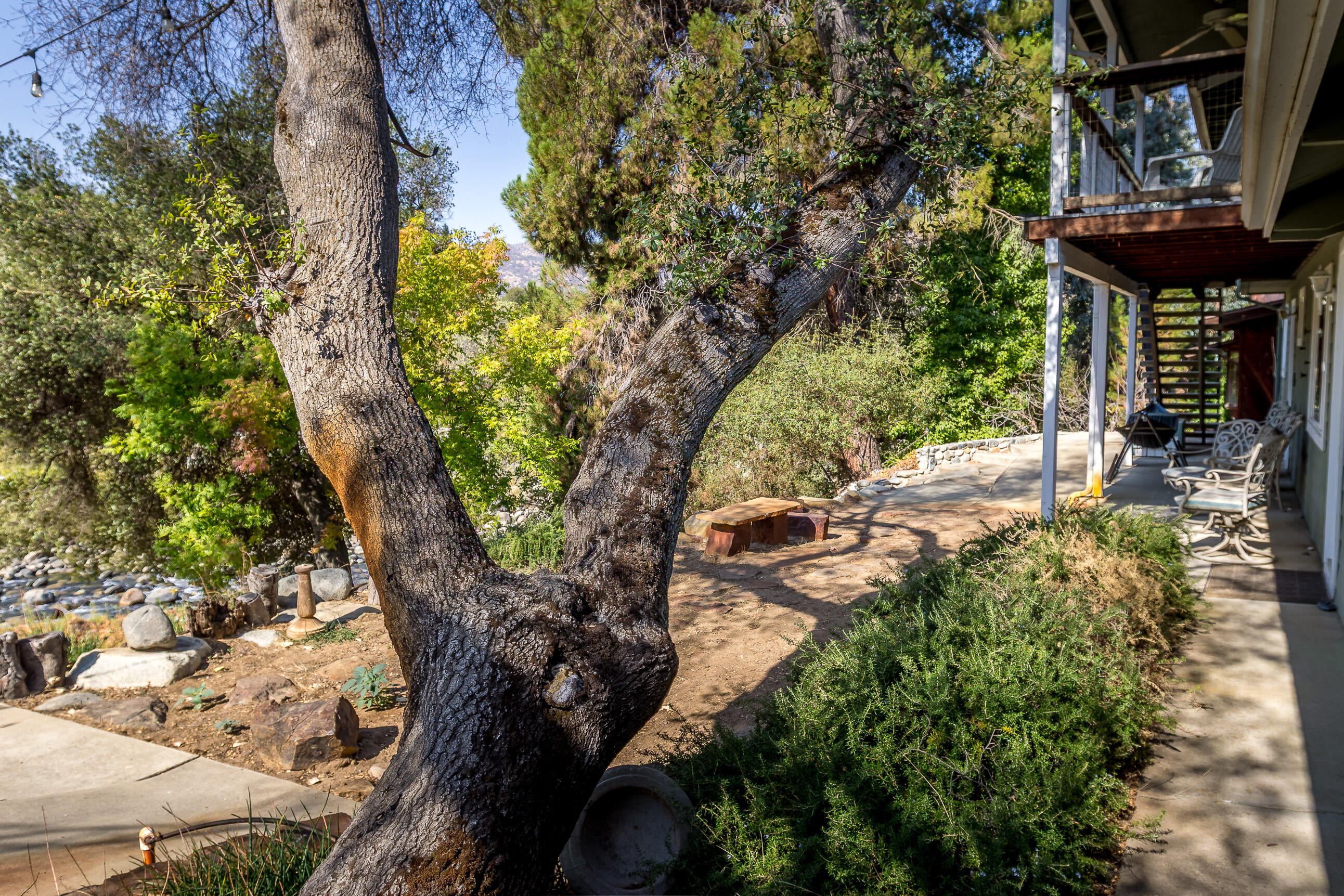 44268 Kaweah River Dr, Three Rivers, CA 93271
