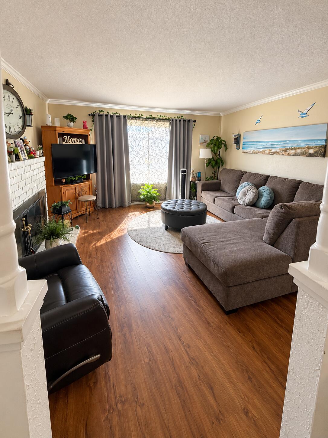 1234 Karen Ave, Clovis, CA 93612
