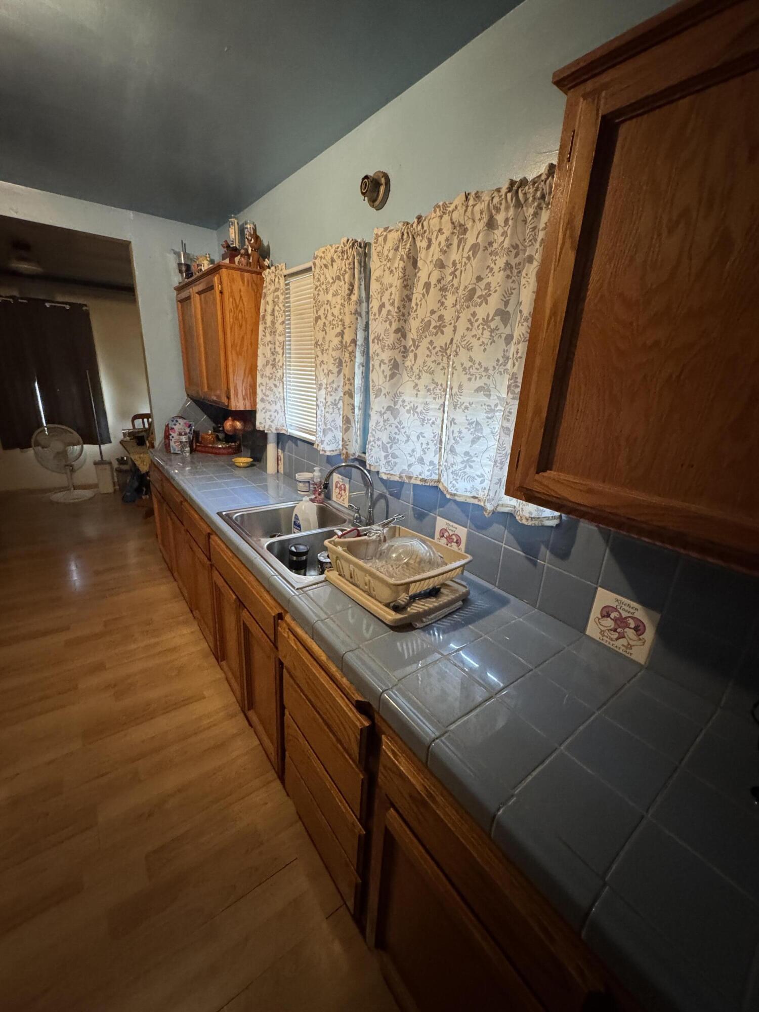 340 N N St, Tulare, CA 93274