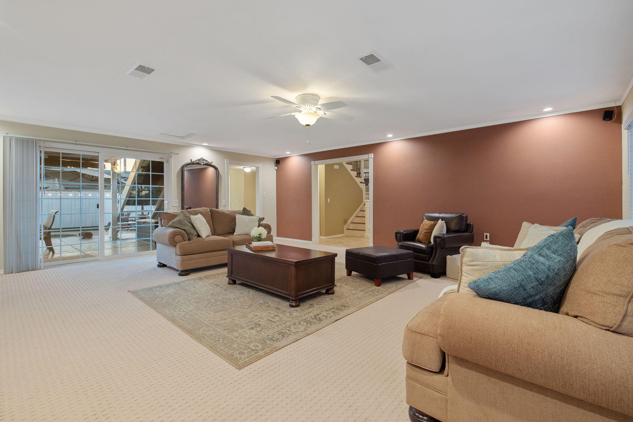 445 Mike Ct, Lemoore, CA 93245