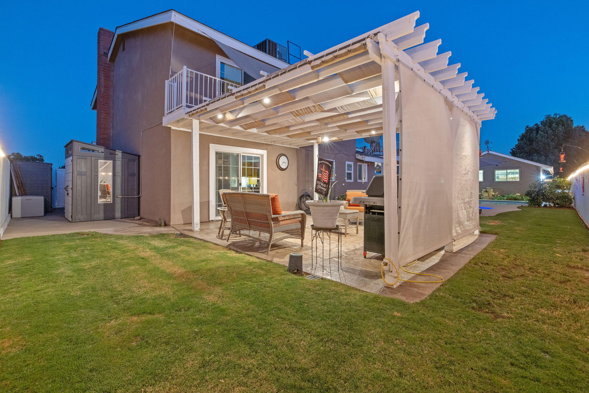 445 Mike Ct, Lemoore, CA 93245