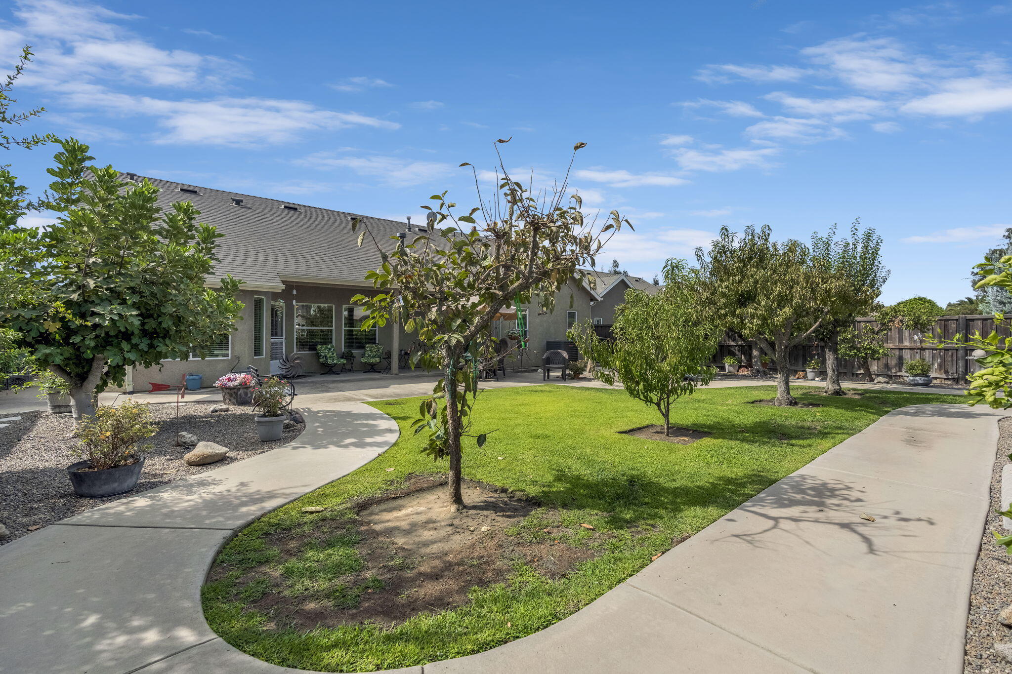 5018 W Modoc, Visalia, CA 93291