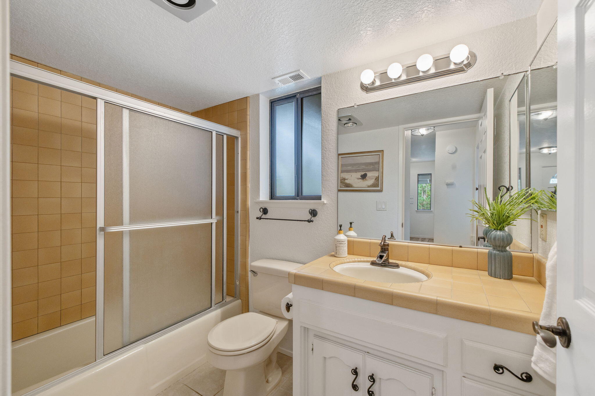 1875 Chester Ln, Cambria, CA 93428