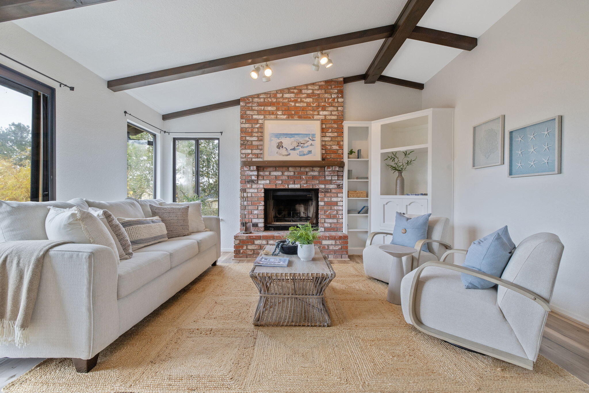 1875 Chester Ln, Cambria, CA 93428