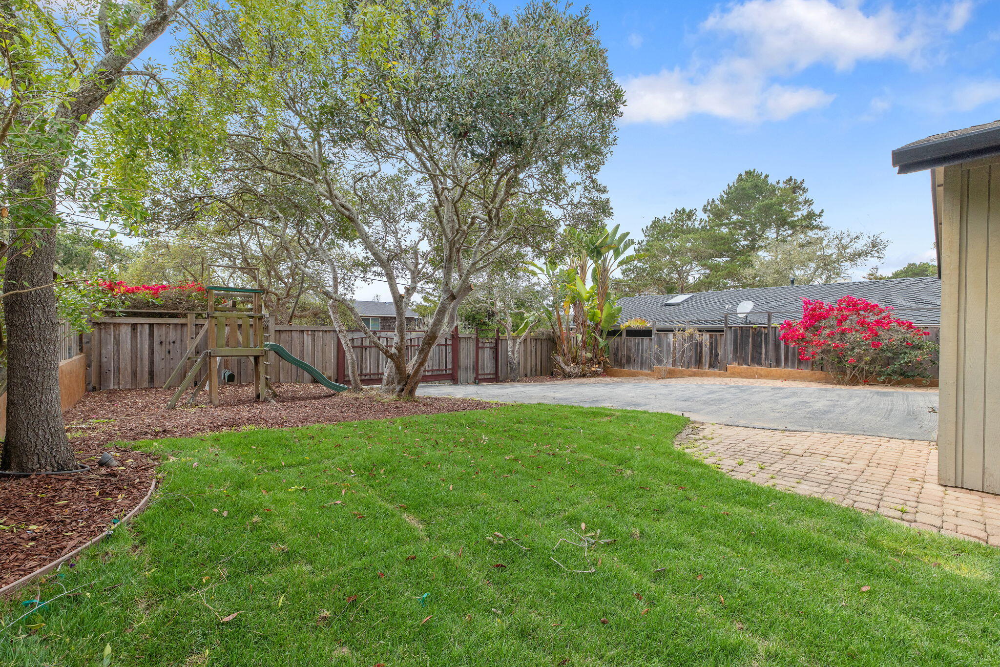 1875 Chester Ln, Cambria, CA 93428