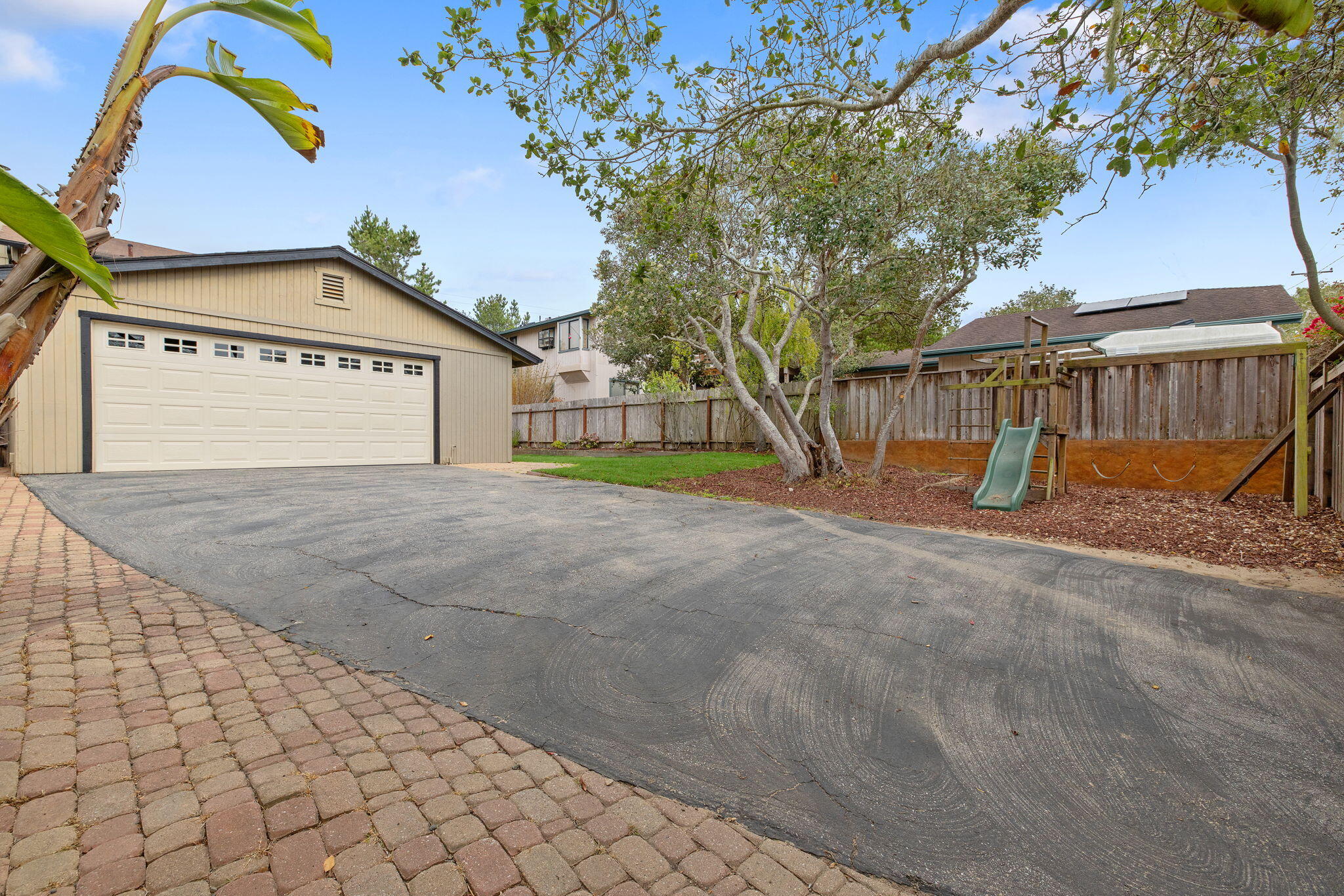 1875 Chester Ln, Cambria, CA 93428
