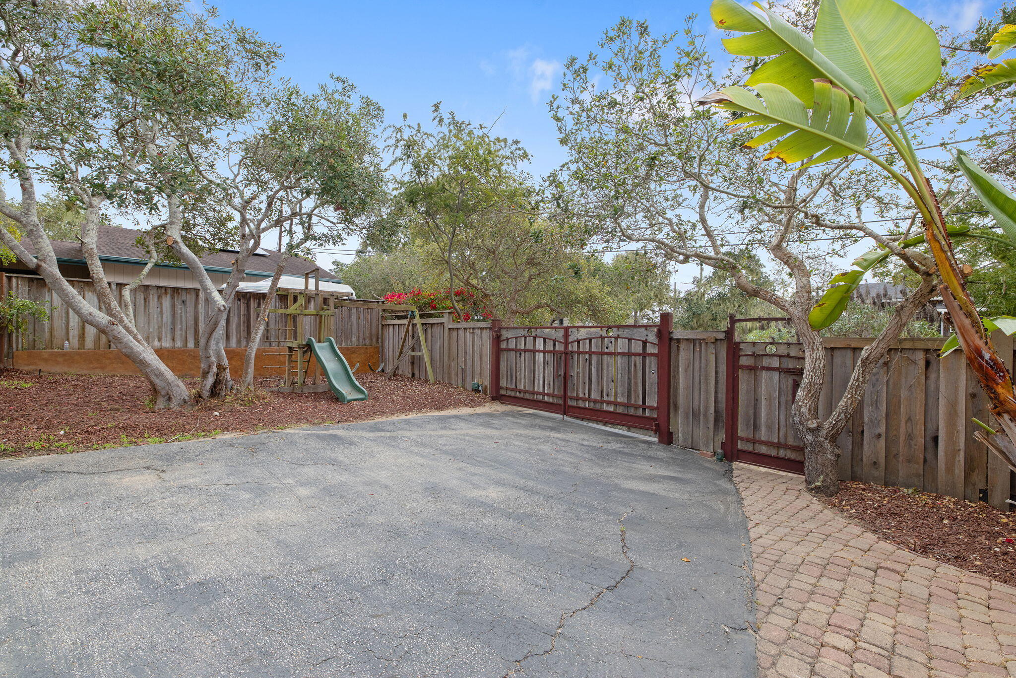 1875 Chester Ln, Cambria, CA 93428