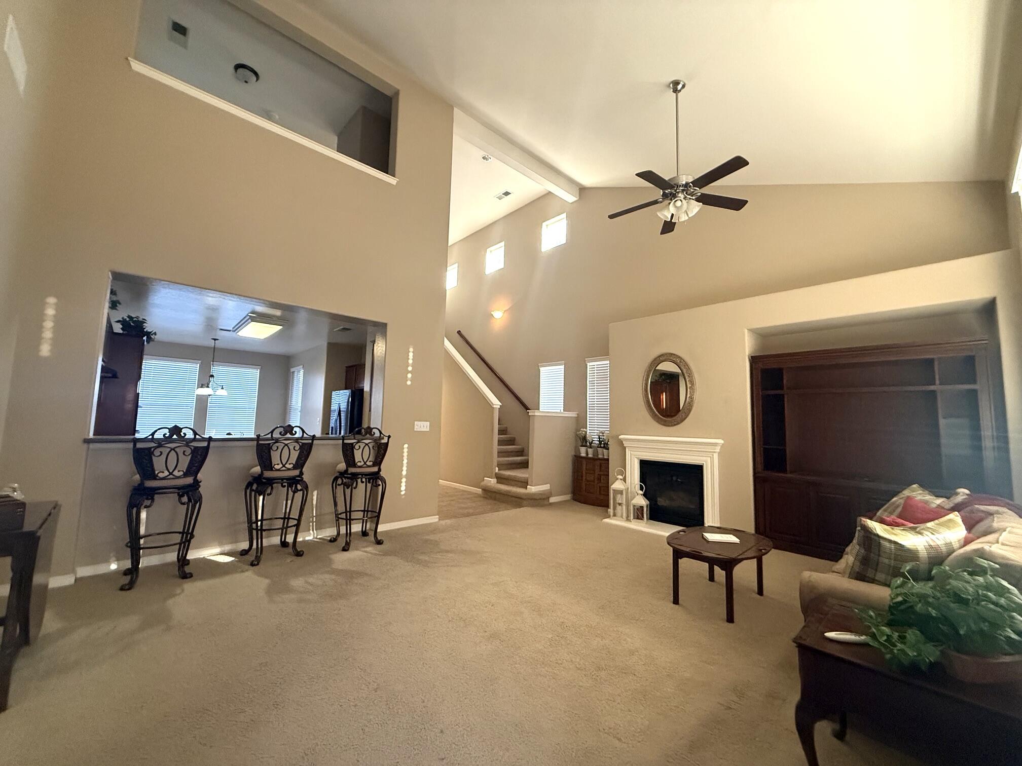 1421 N Cortona Ct, Visalia, CA 93291
