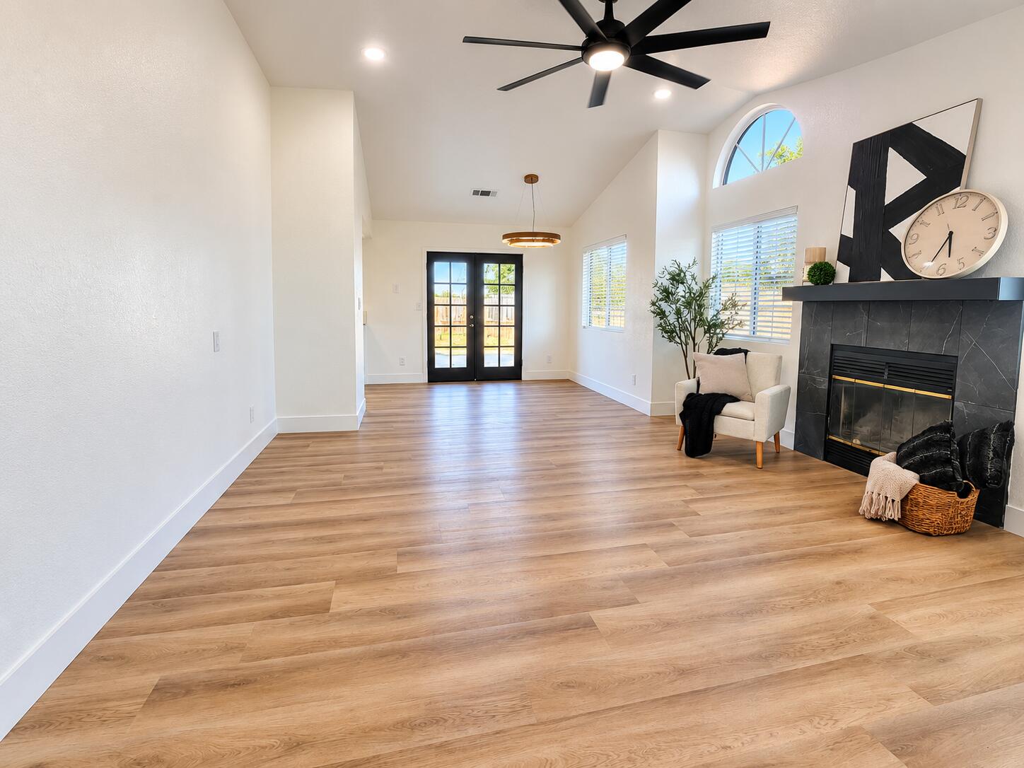 281 Waldo Ave, Exeter, CA 93221