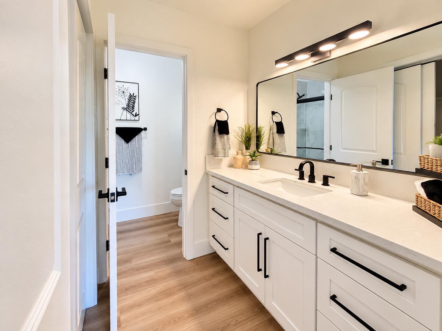 281 Waldo Ave, Exeter, CA 93221