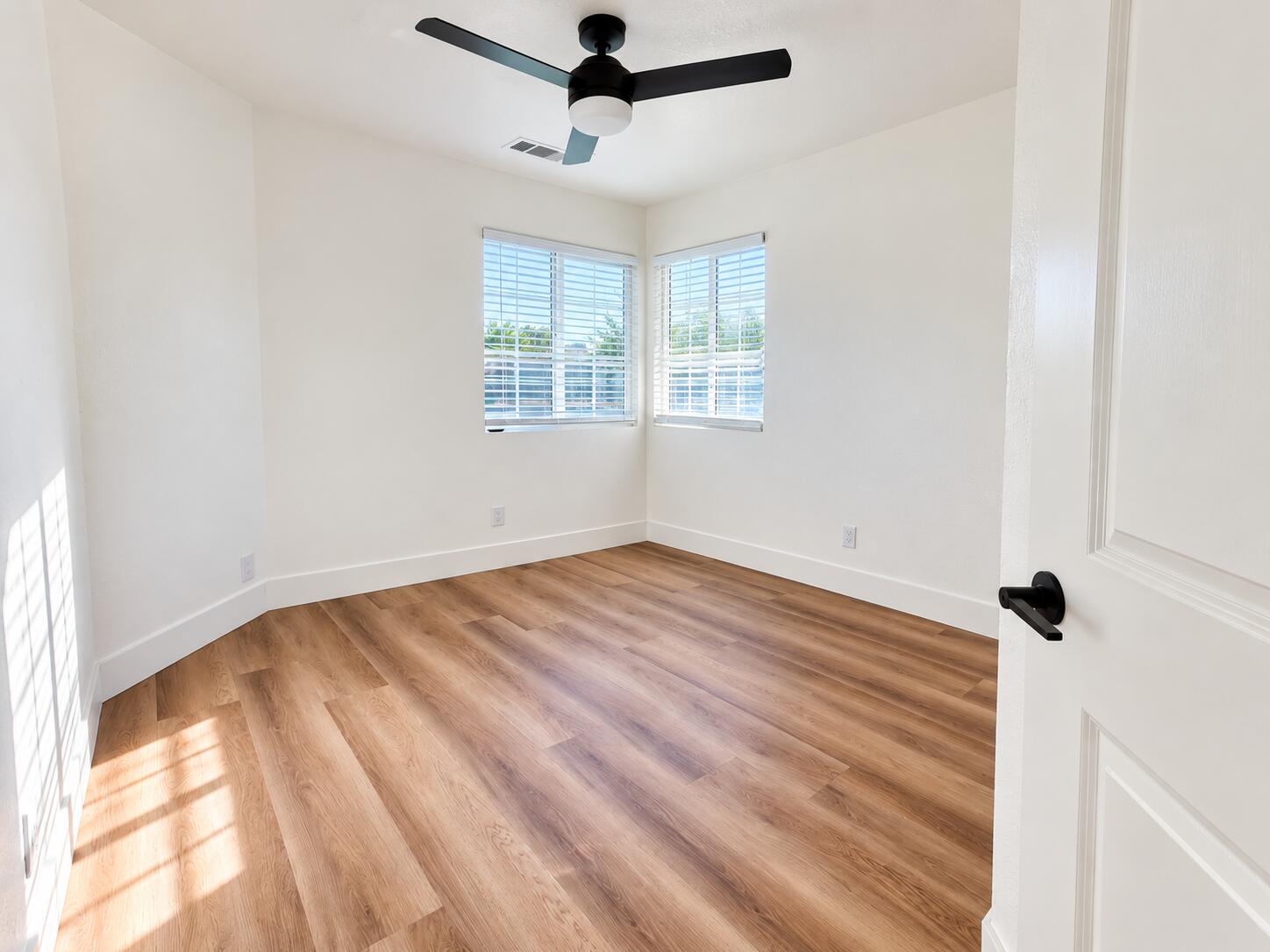 281 Waldo Ave, Exeter, CA 93221