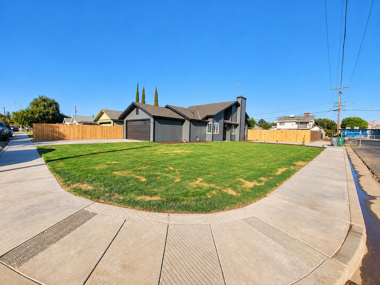 281 Waldo Ave, Exeter, CA 93221