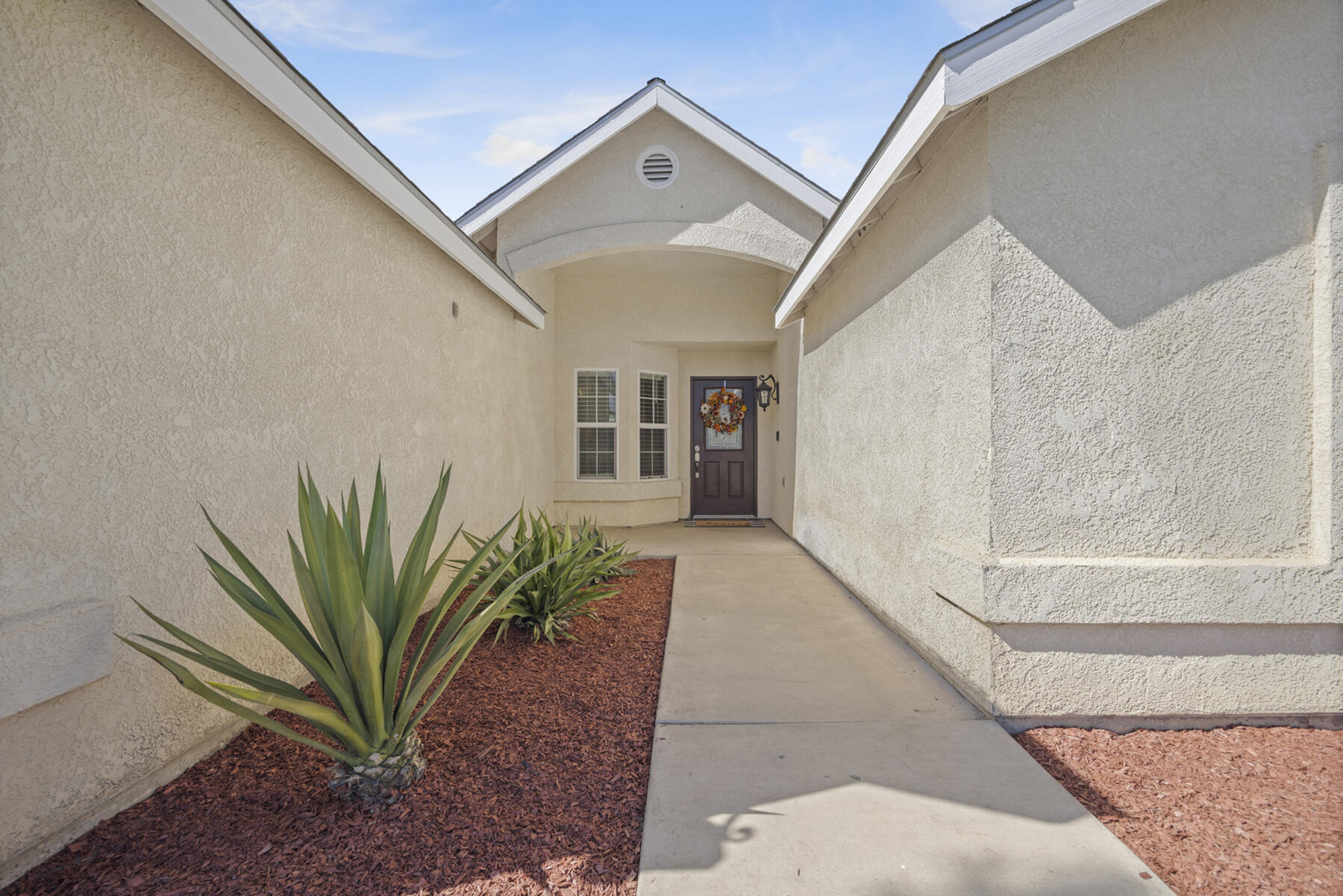 1306 River Springs Dr, Porterville, CA 93257