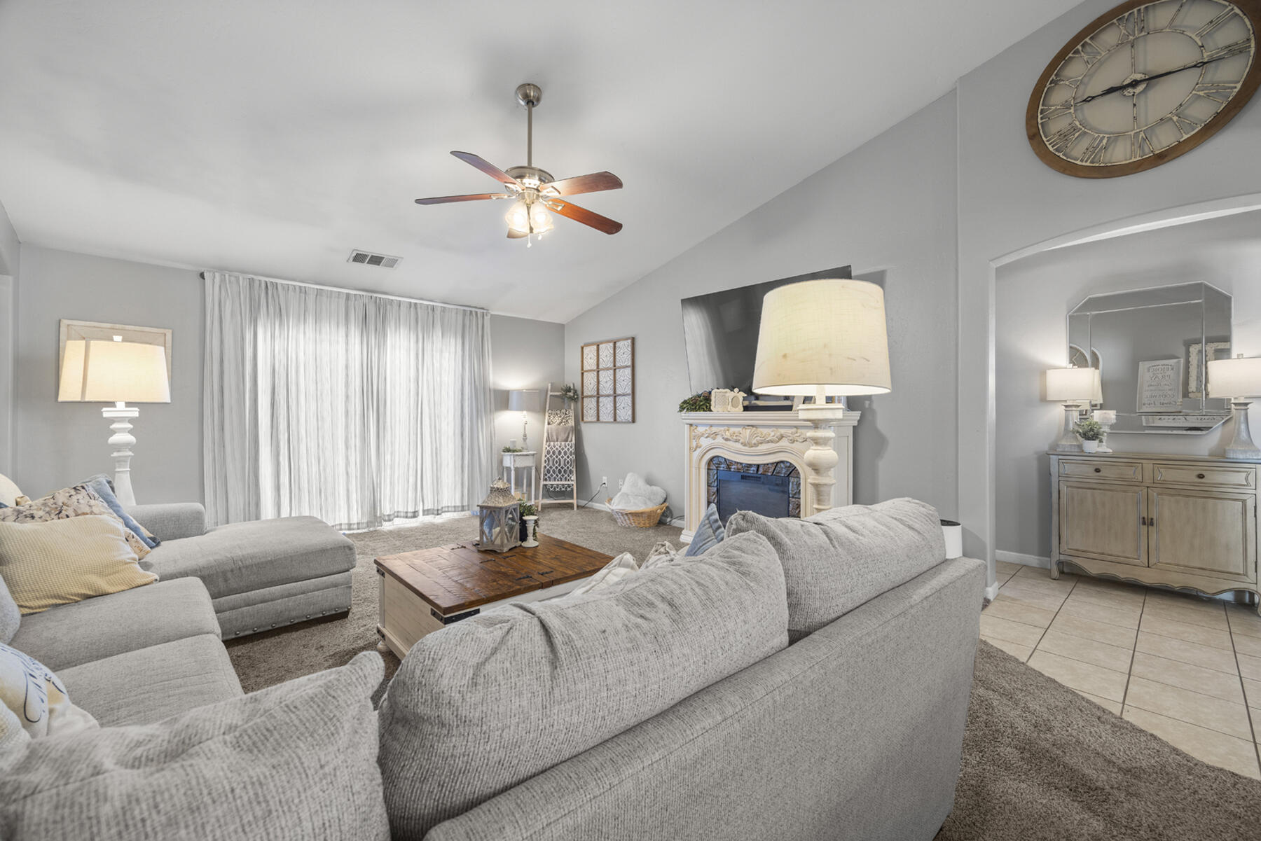 1306 River Springs Dr, Porterville, CA 93257