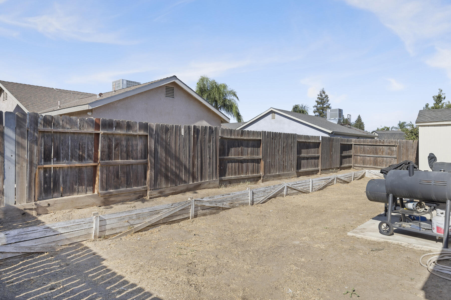 1306 River Springs Dr, Porterville, CA 93257