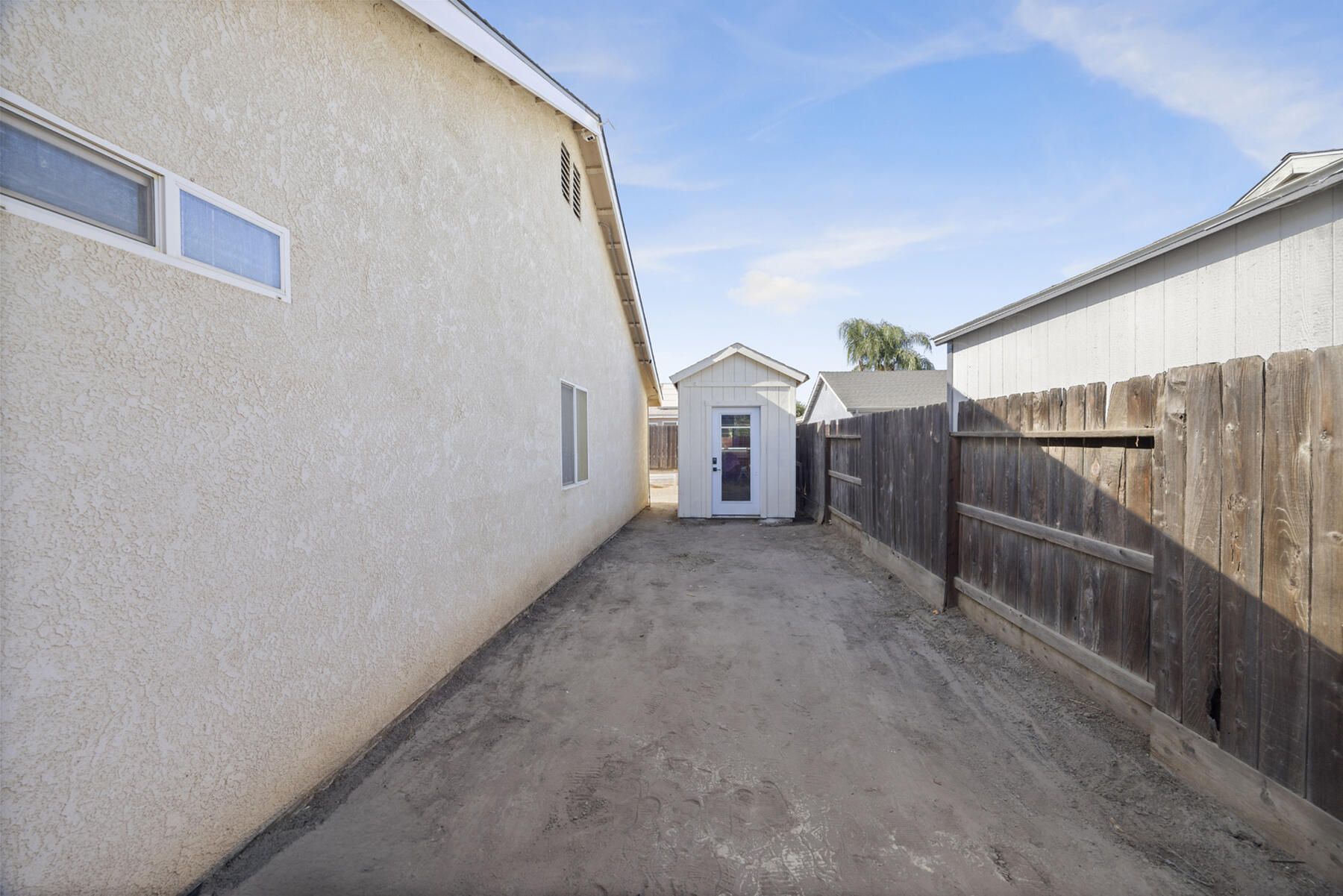 1306 River Springs Dr, Porterville, CA 93257