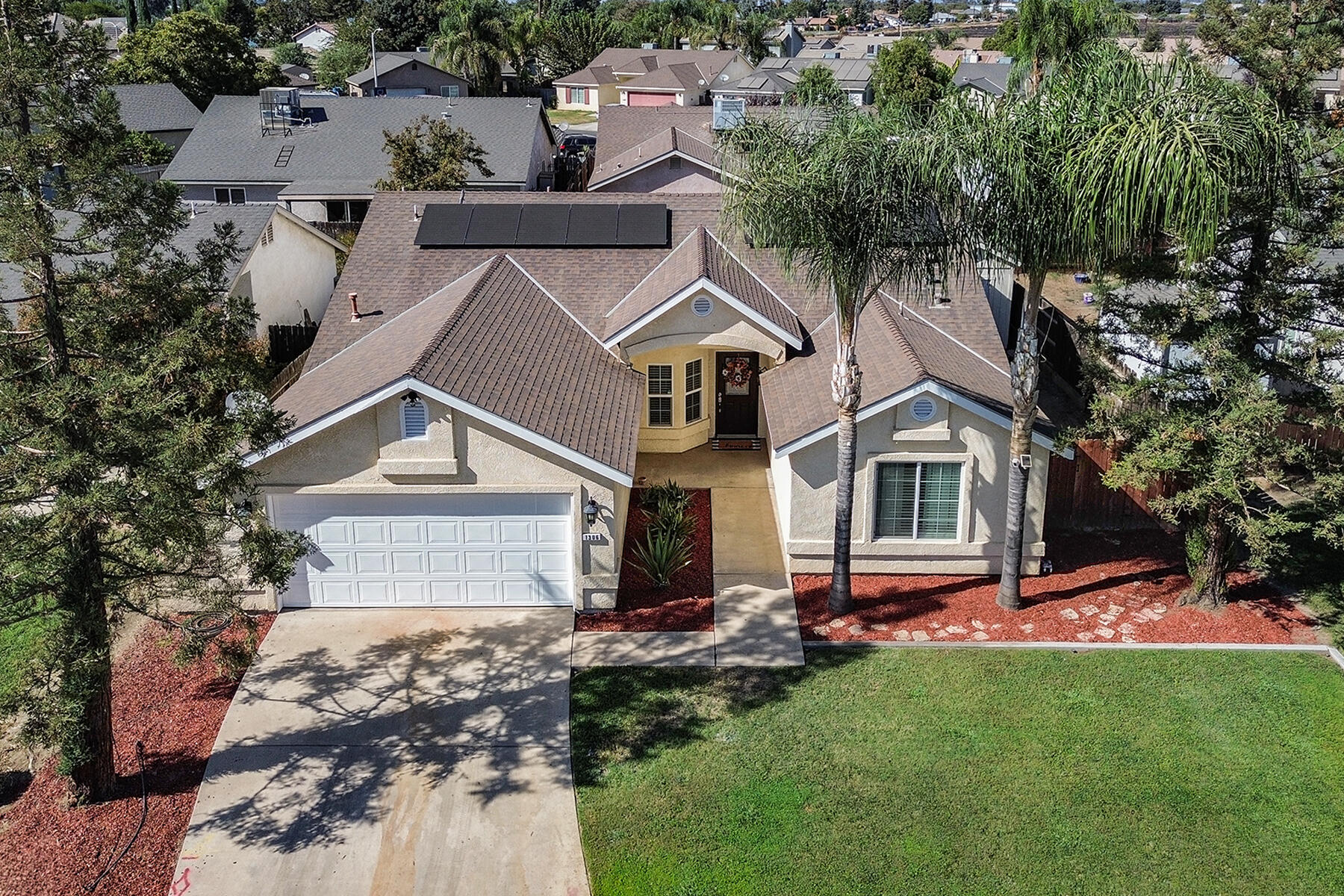 1306 River Springs Dr, Porterville, CA 93257
