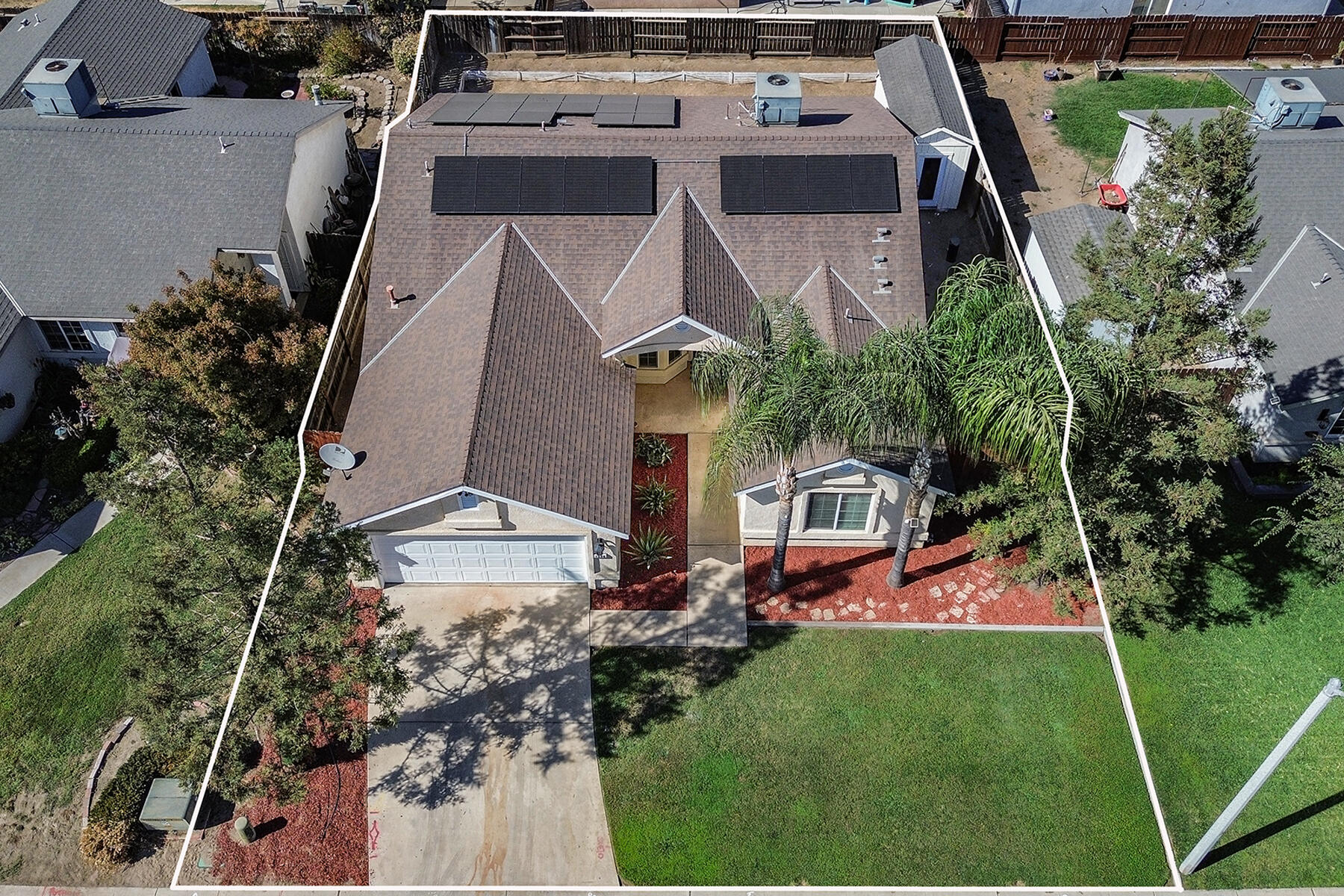 1306 River Springs Dr, Porterville, CA 93257