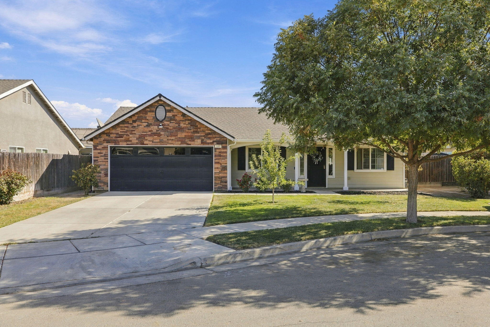 3068 S Foster Ct, Tulare, CA 93274